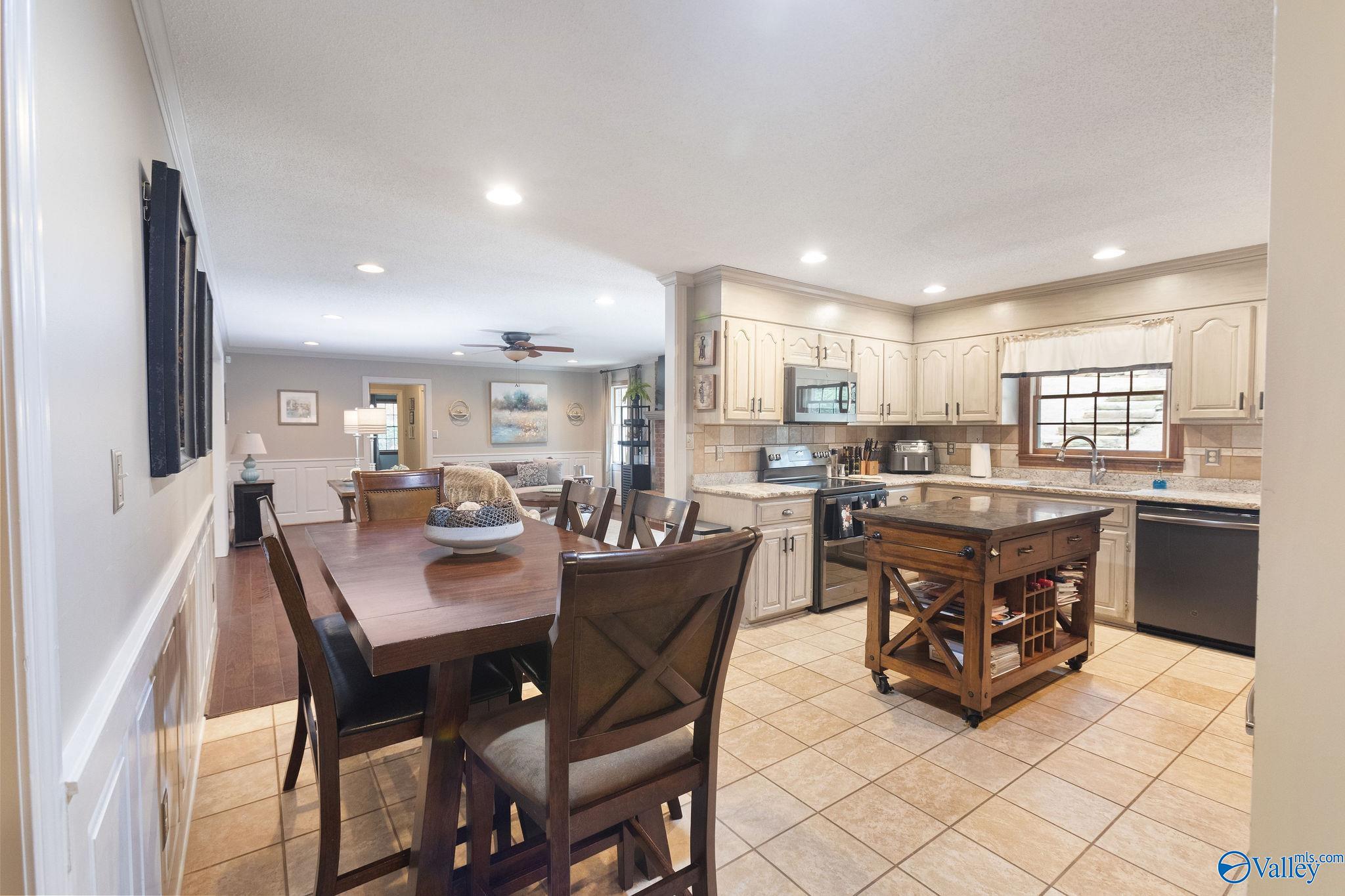 112 Ridgecrest Road