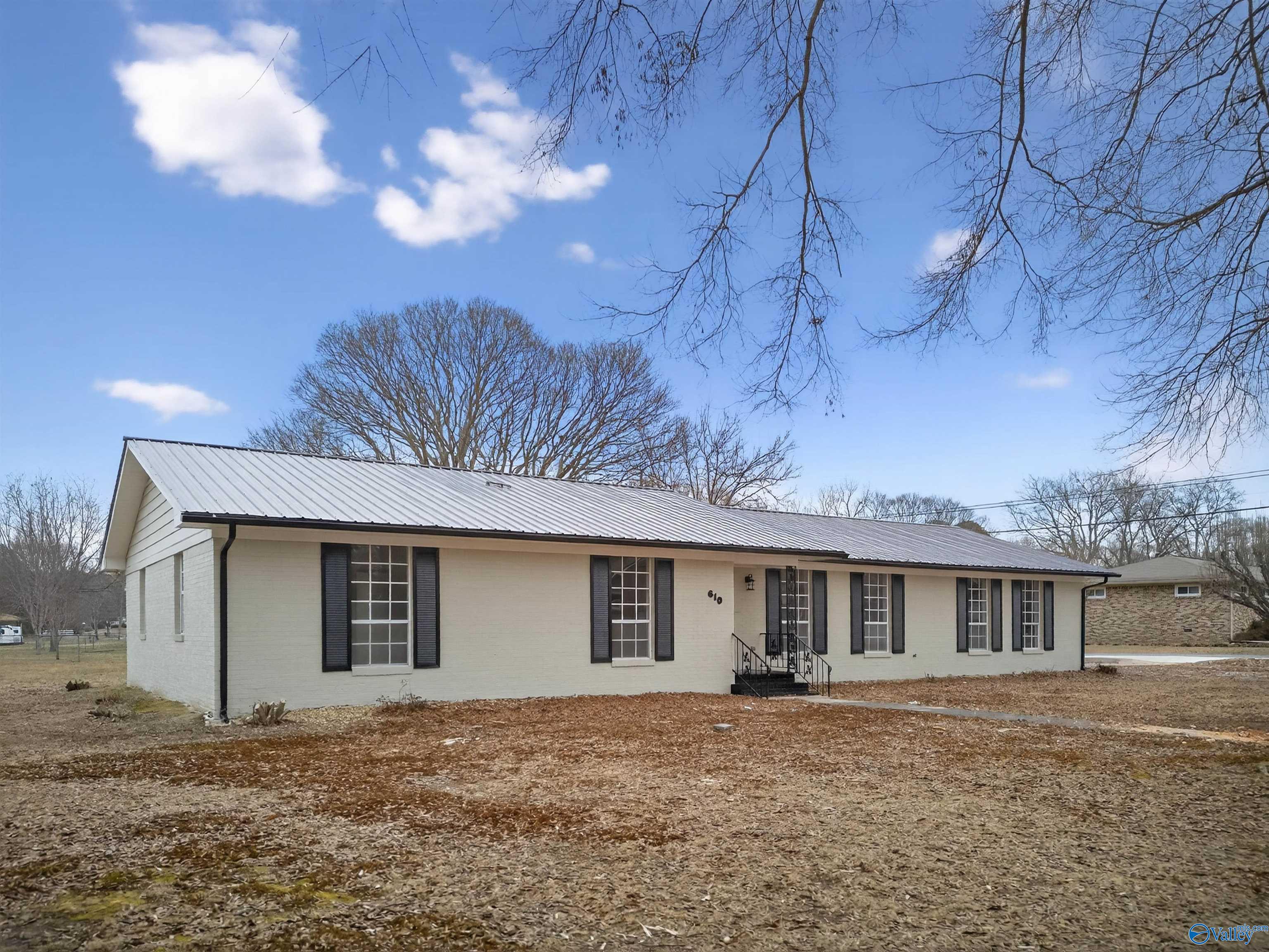 2610 Barnes Drive