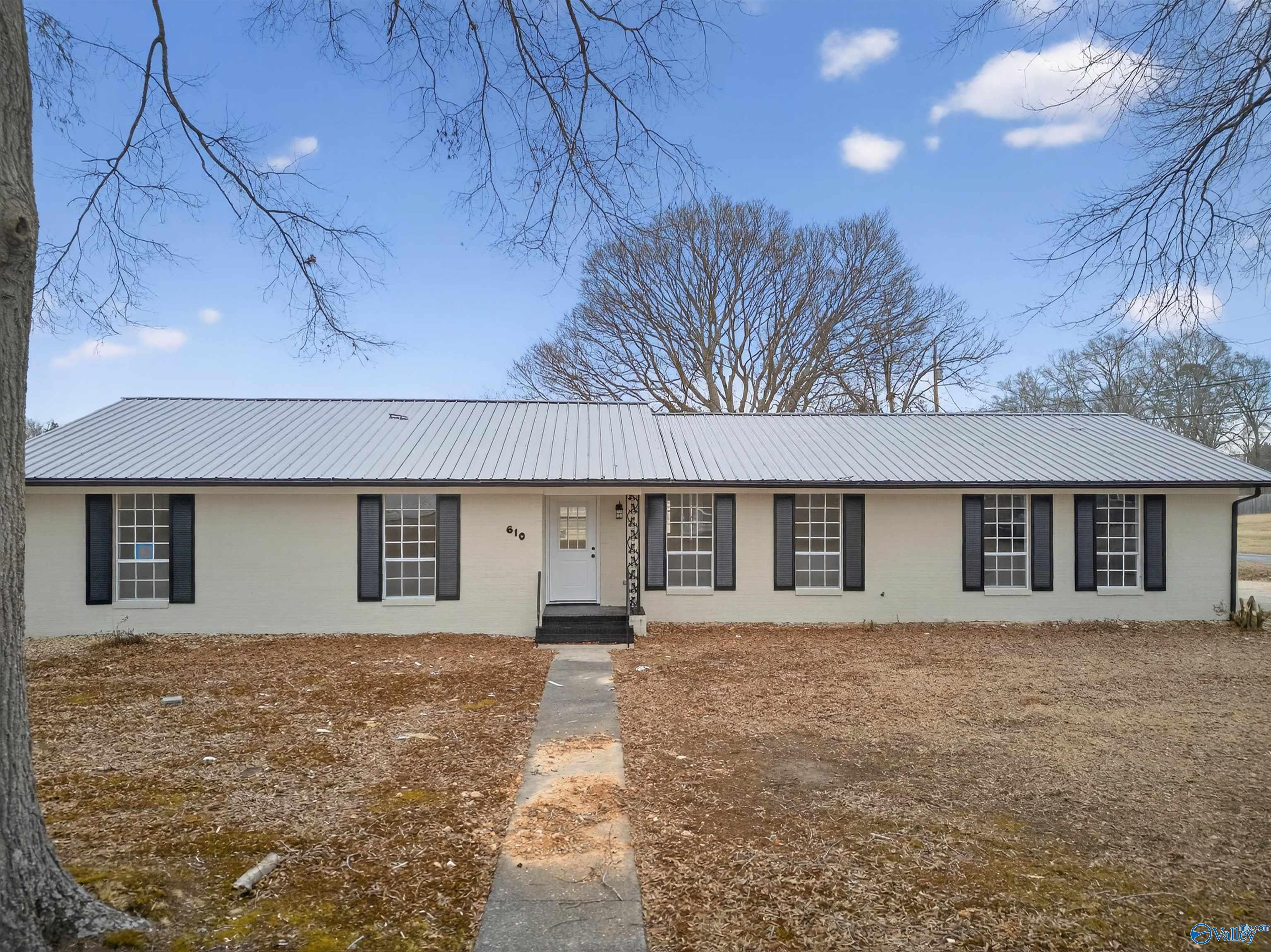 2610 Barnes Drive