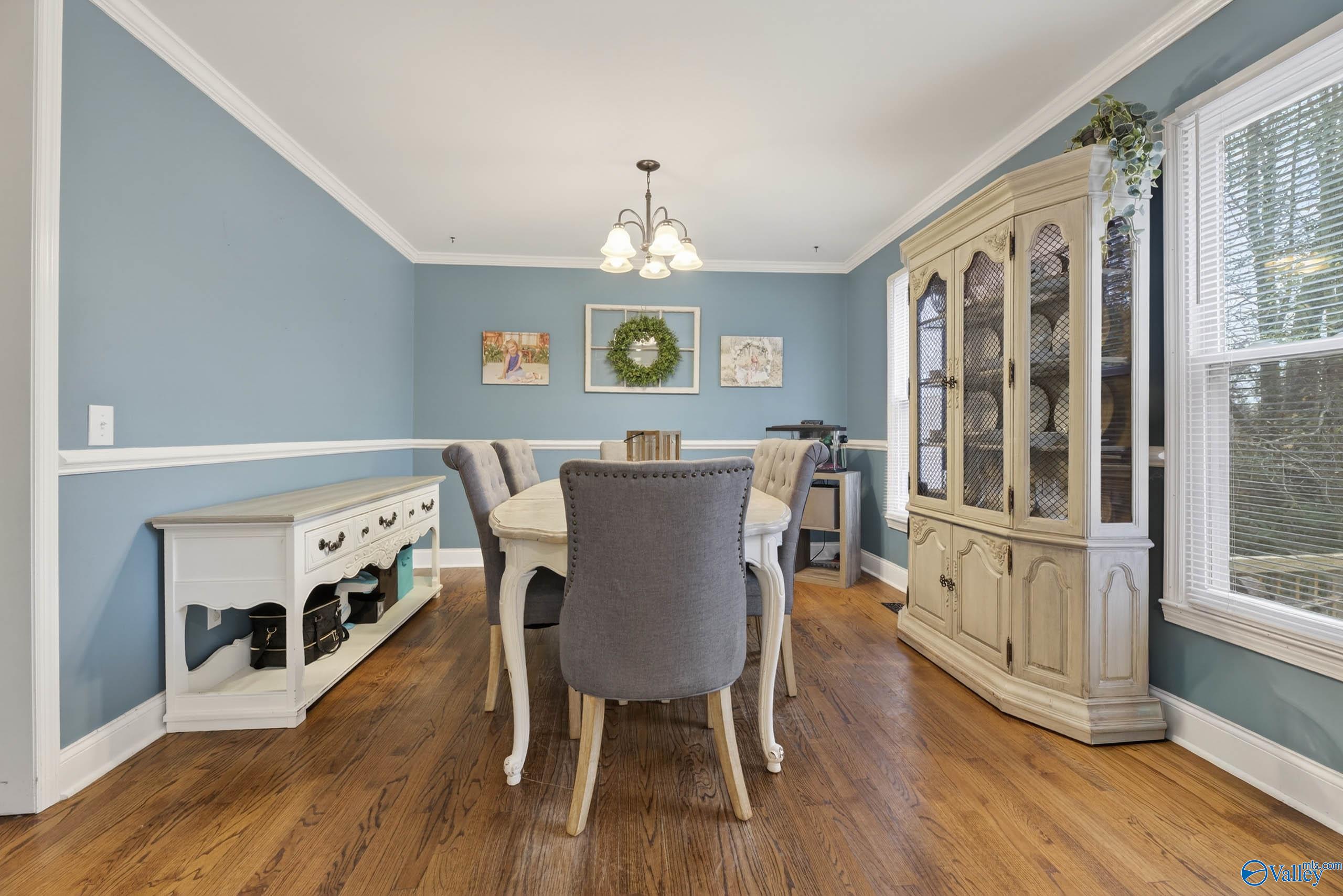 2550 W Western Hills Drive