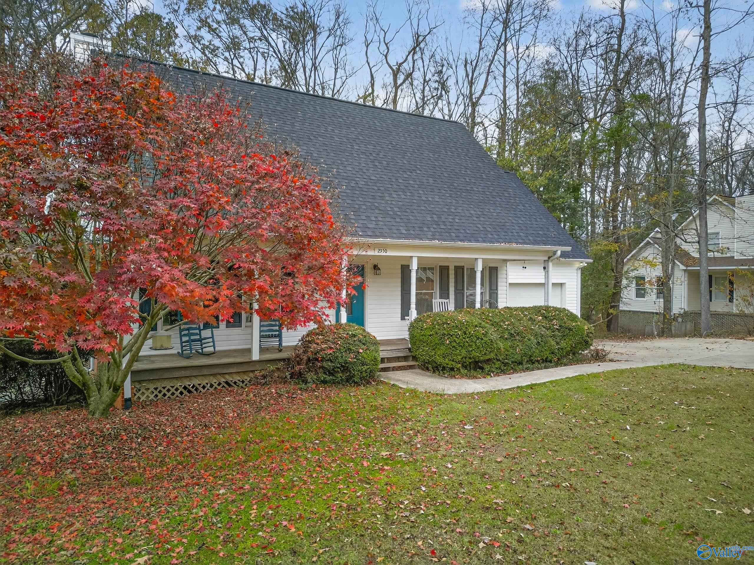 2550 W Western Hills Drive