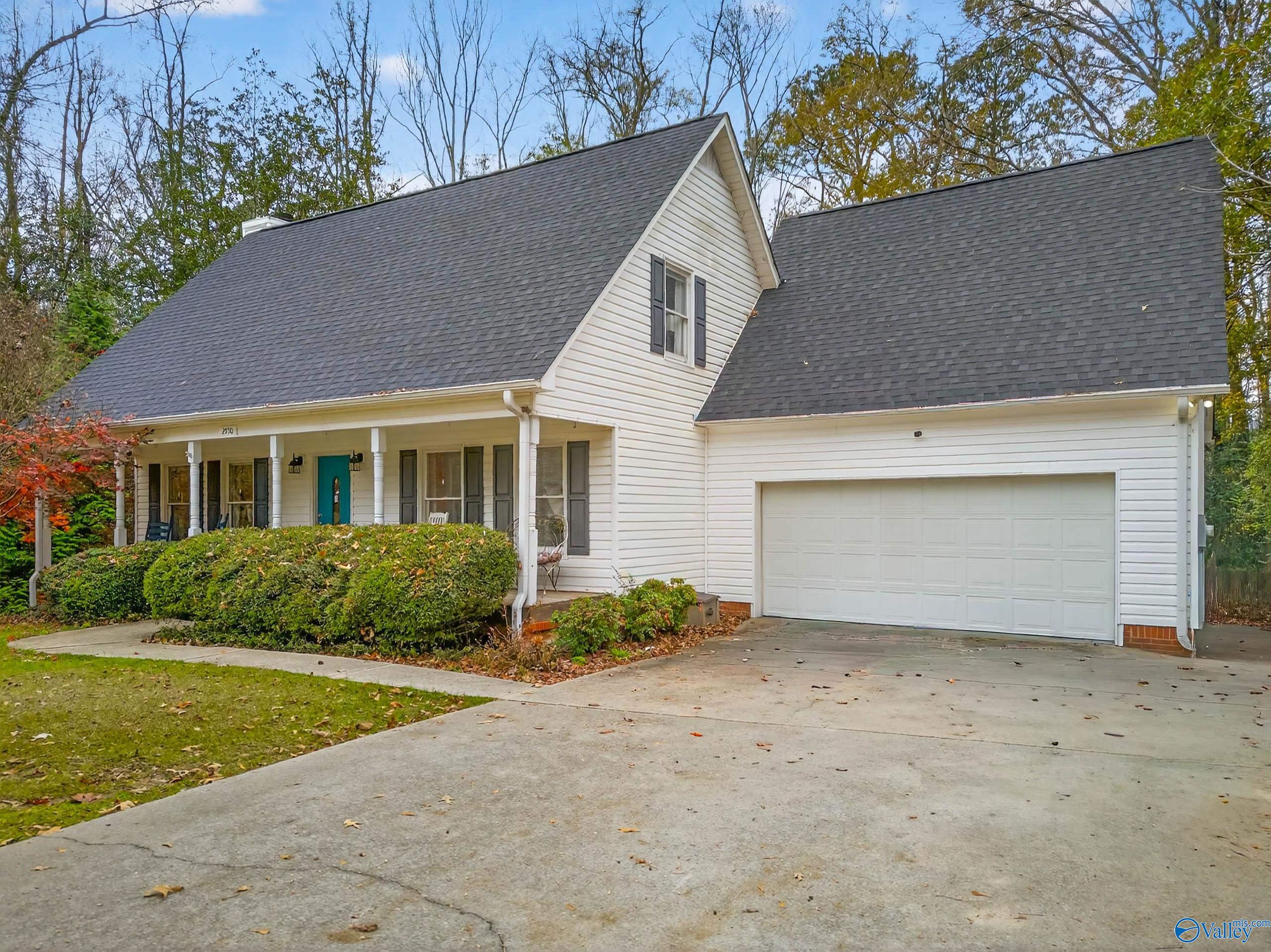 2550 W Western Hills Drive