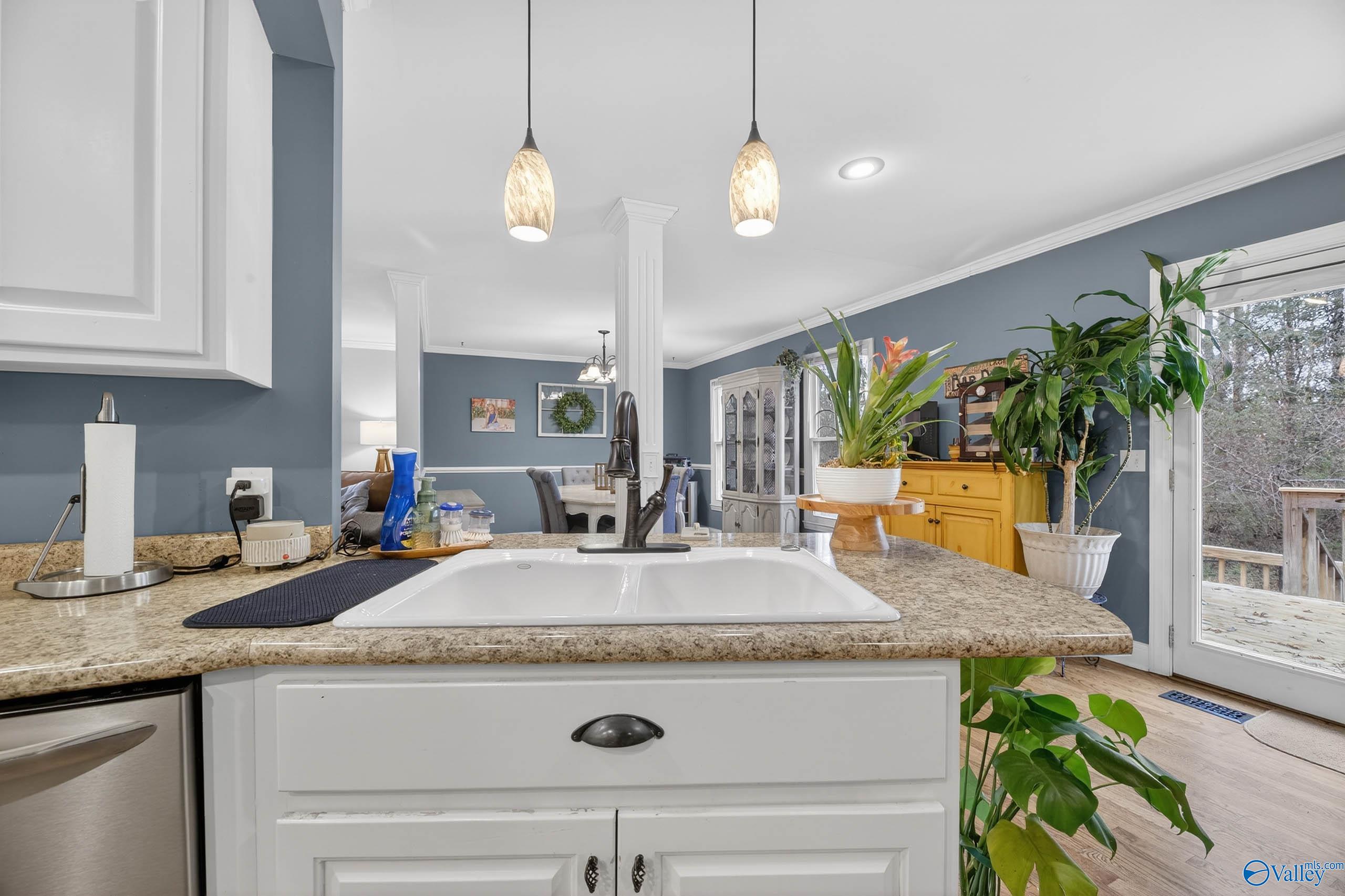 2550 W Western Hills Drive