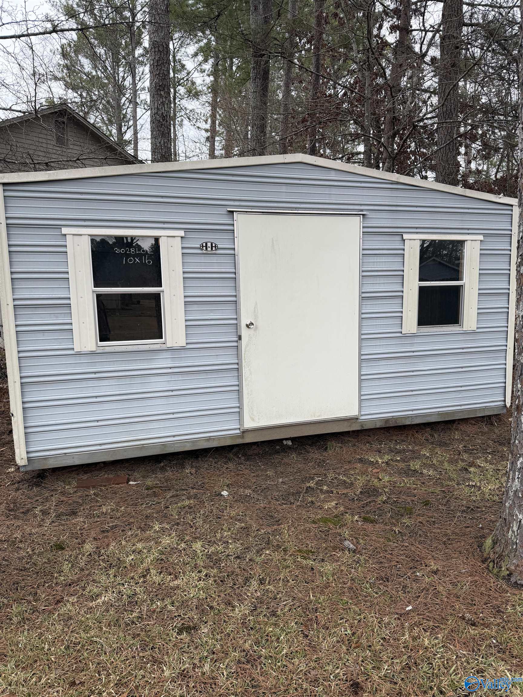 312 Warwick Place