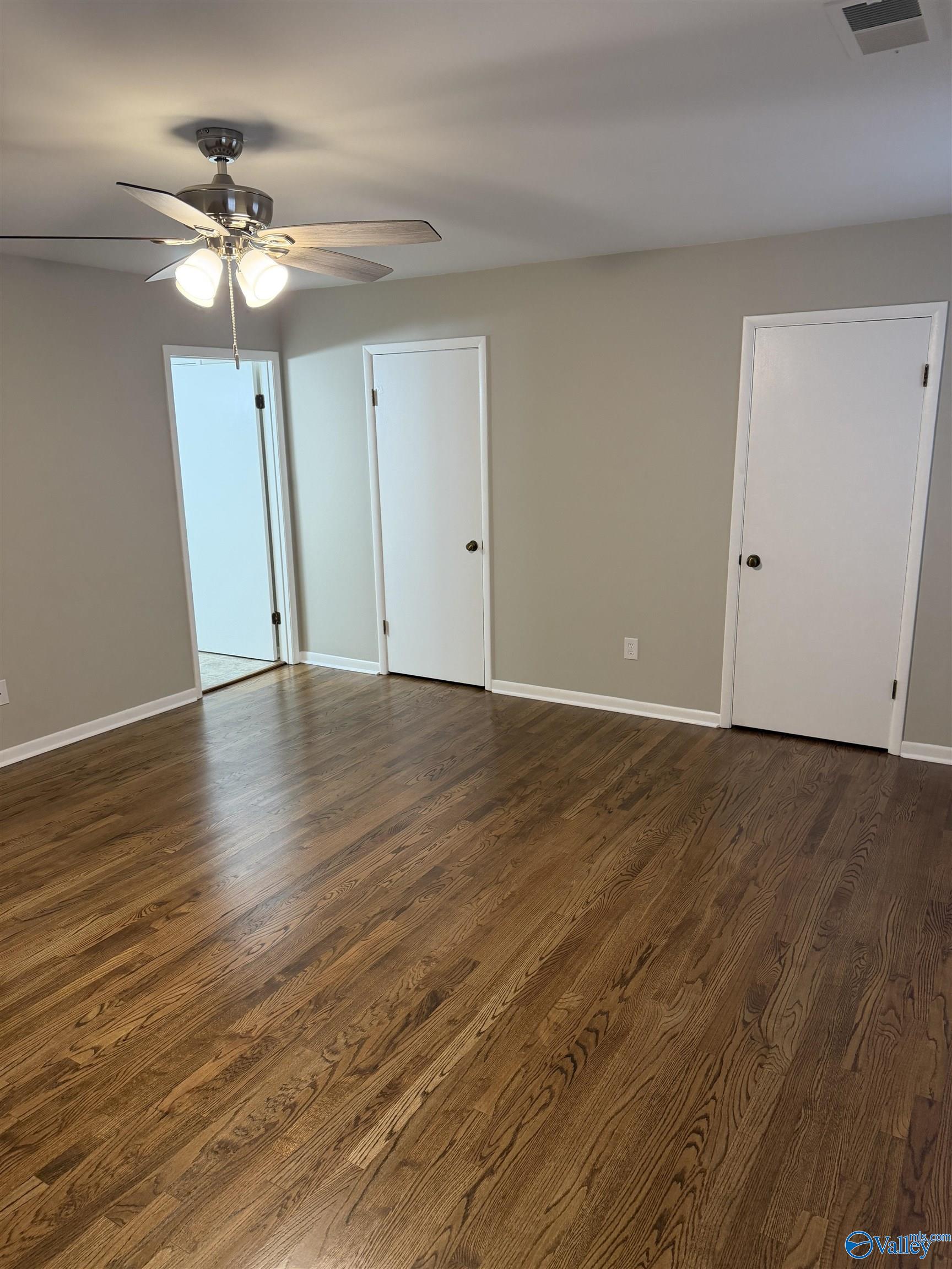 312 Warwick Place