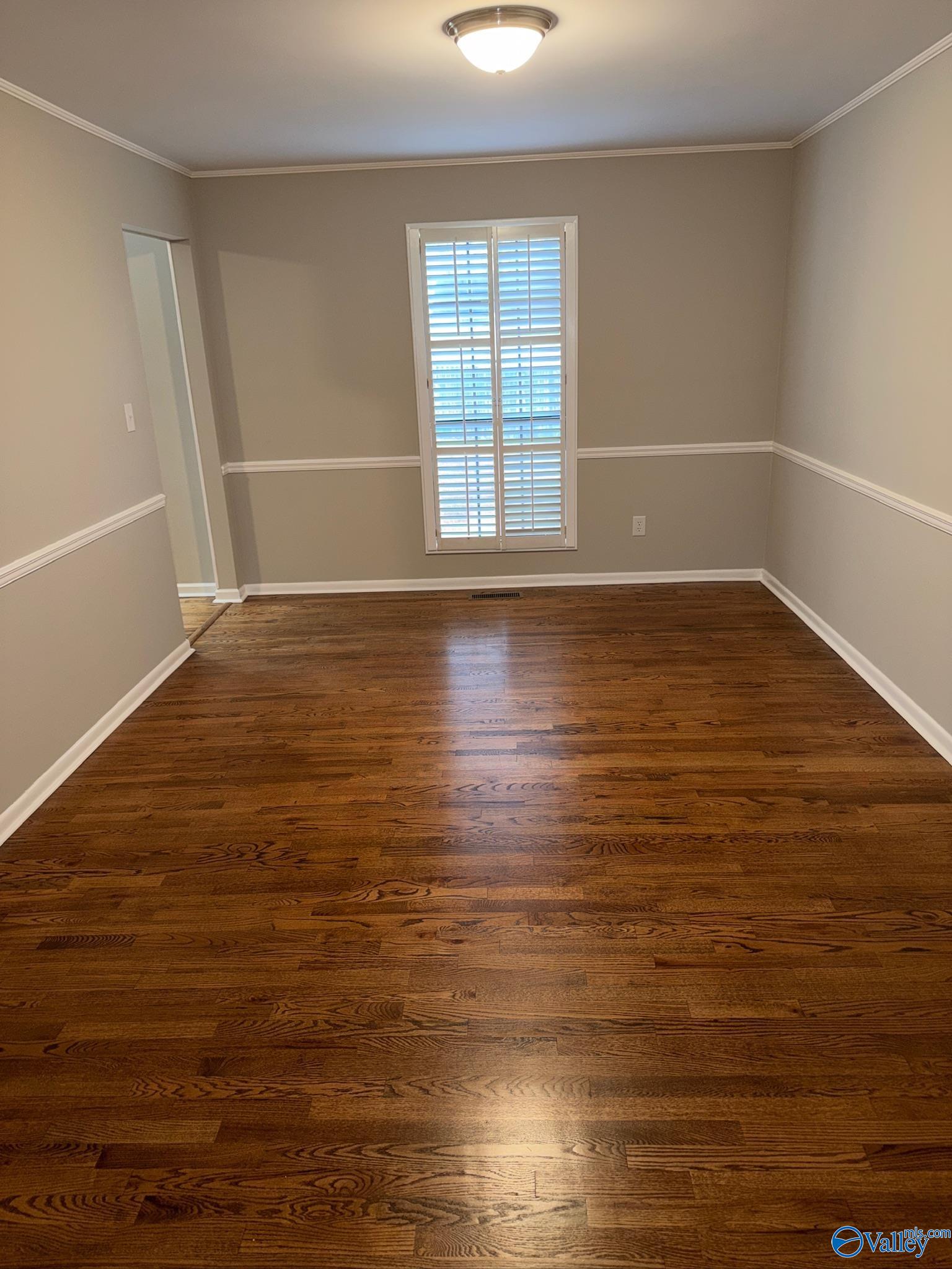 312 Warwick Place