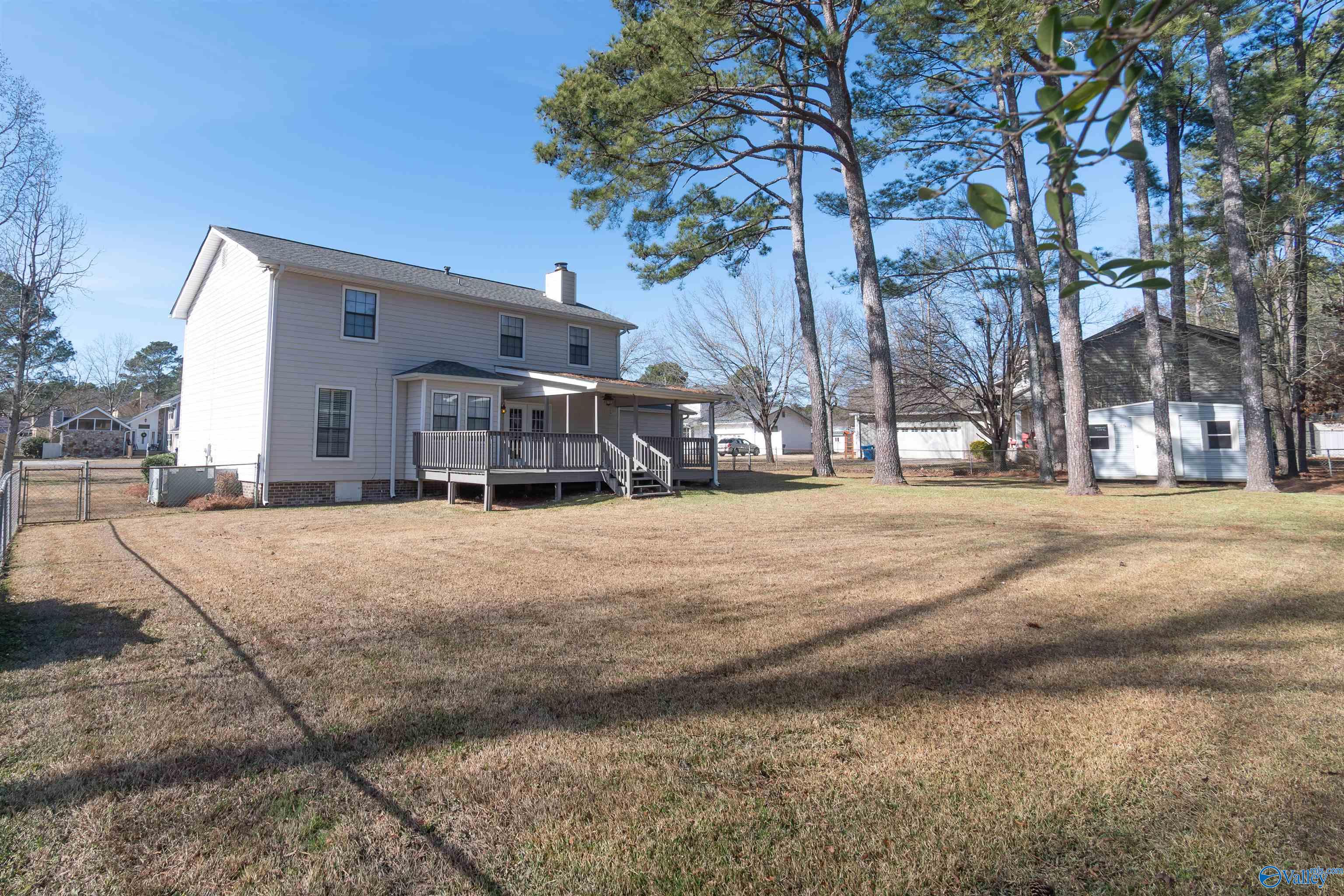 312 Warwick Place