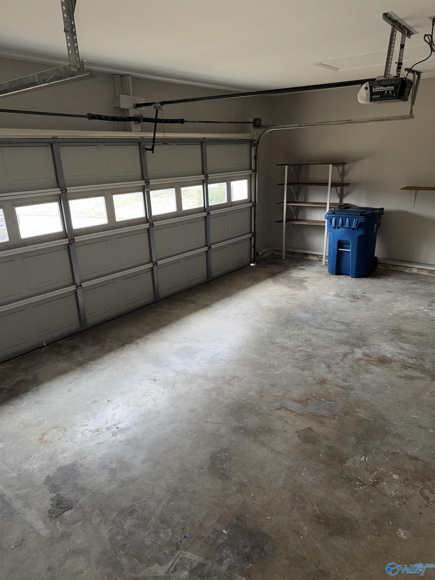 312 Warwick Place