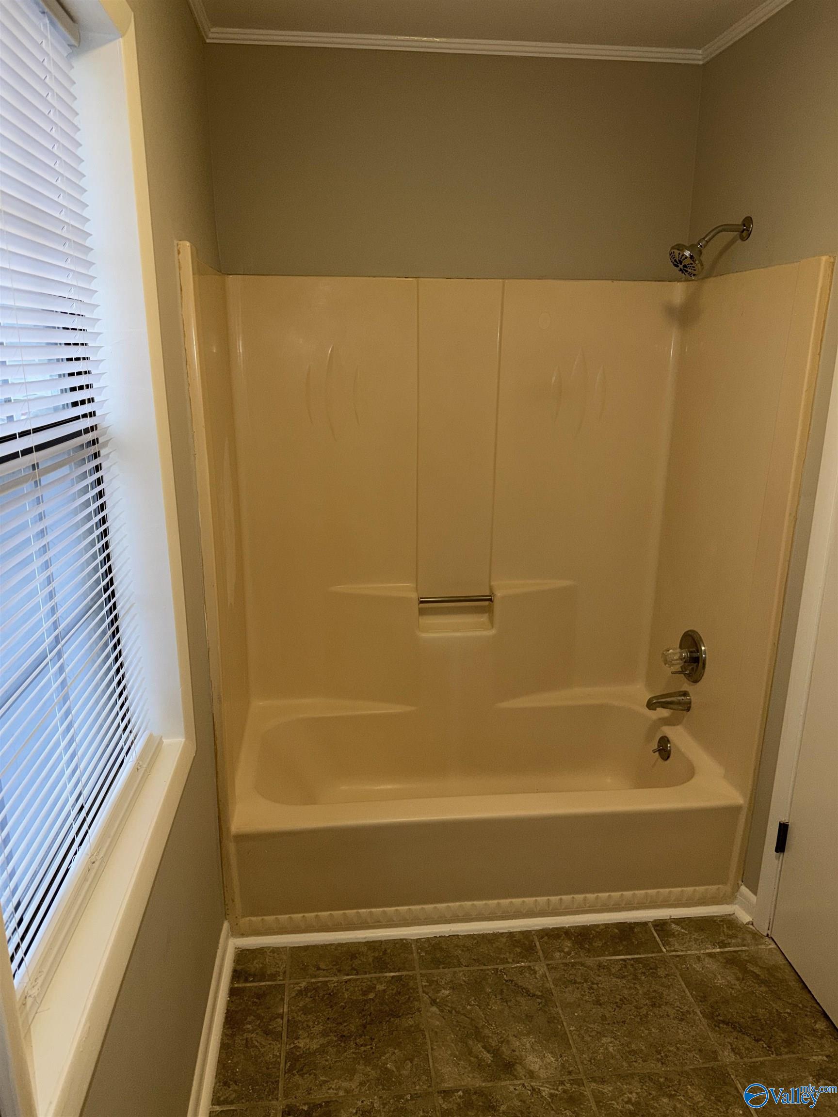 312 Warwick Place