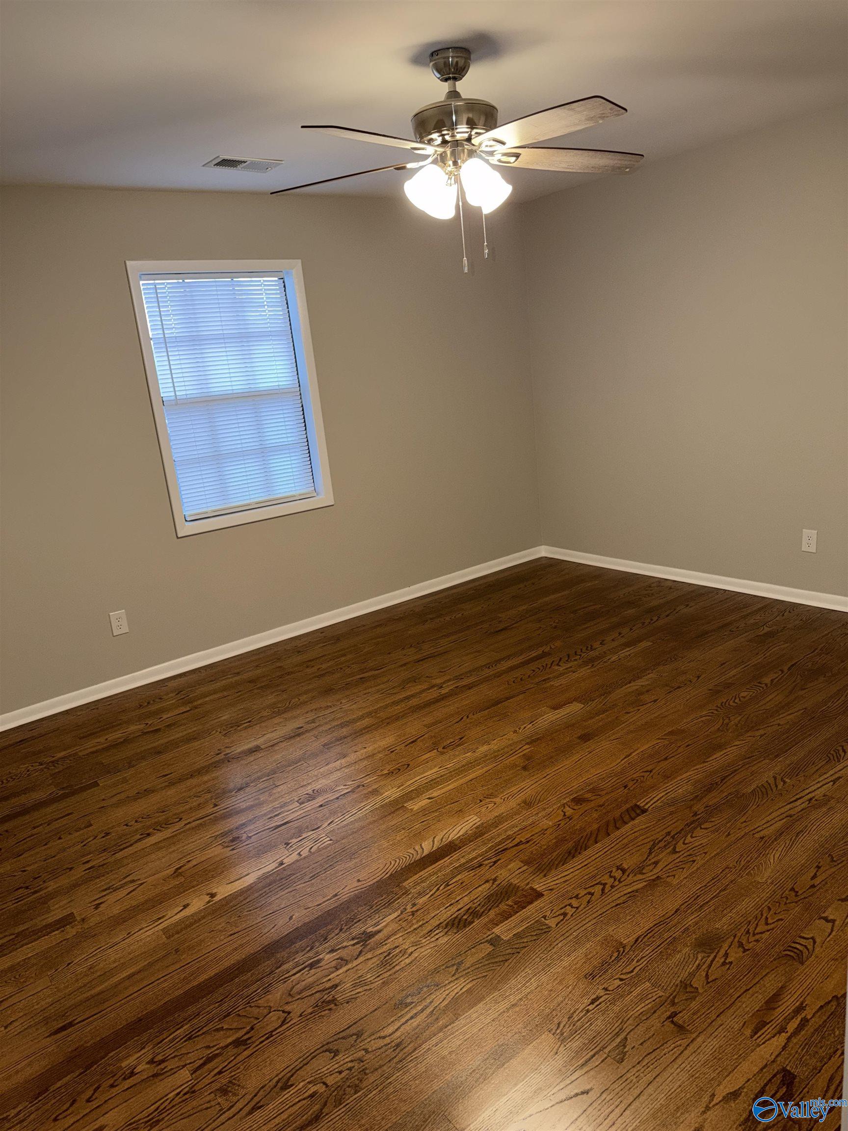 312 Warwick Place
