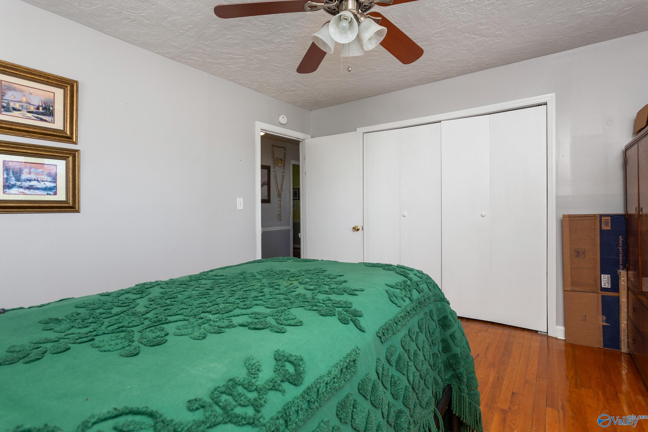 600 Crestview Drive