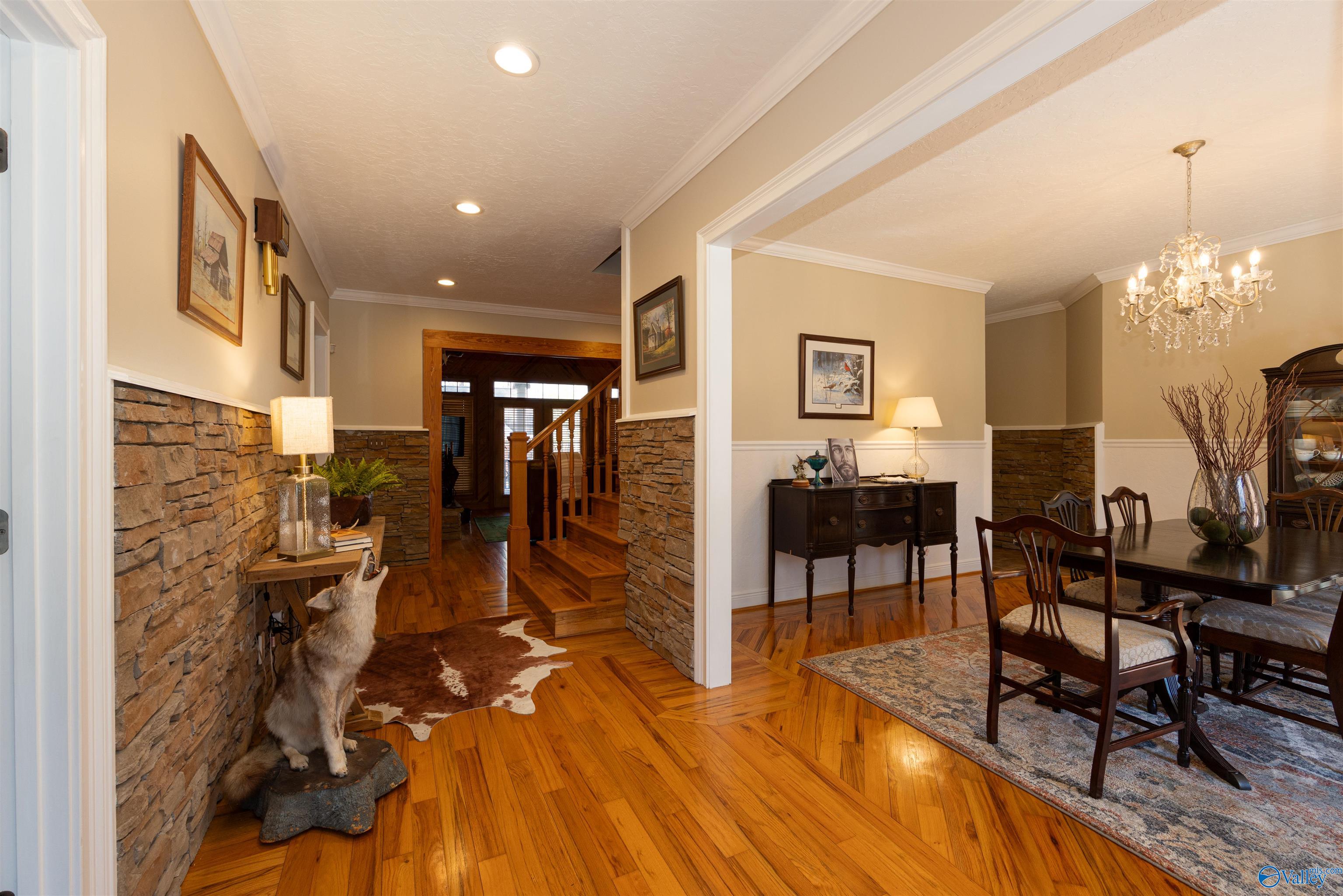 1252 Canoe Creek Road