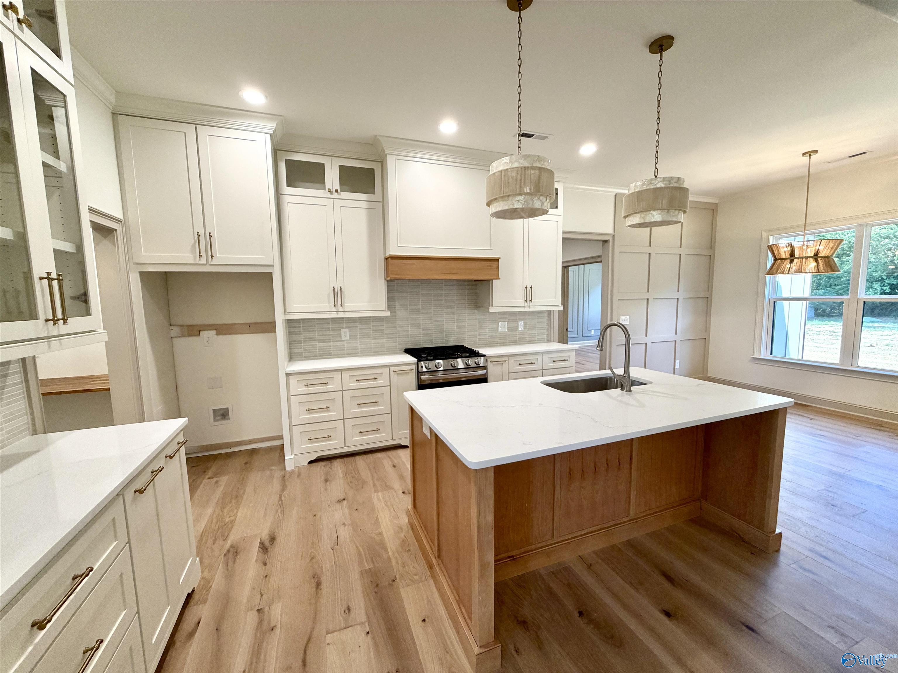 1073 Rosehaven Drive