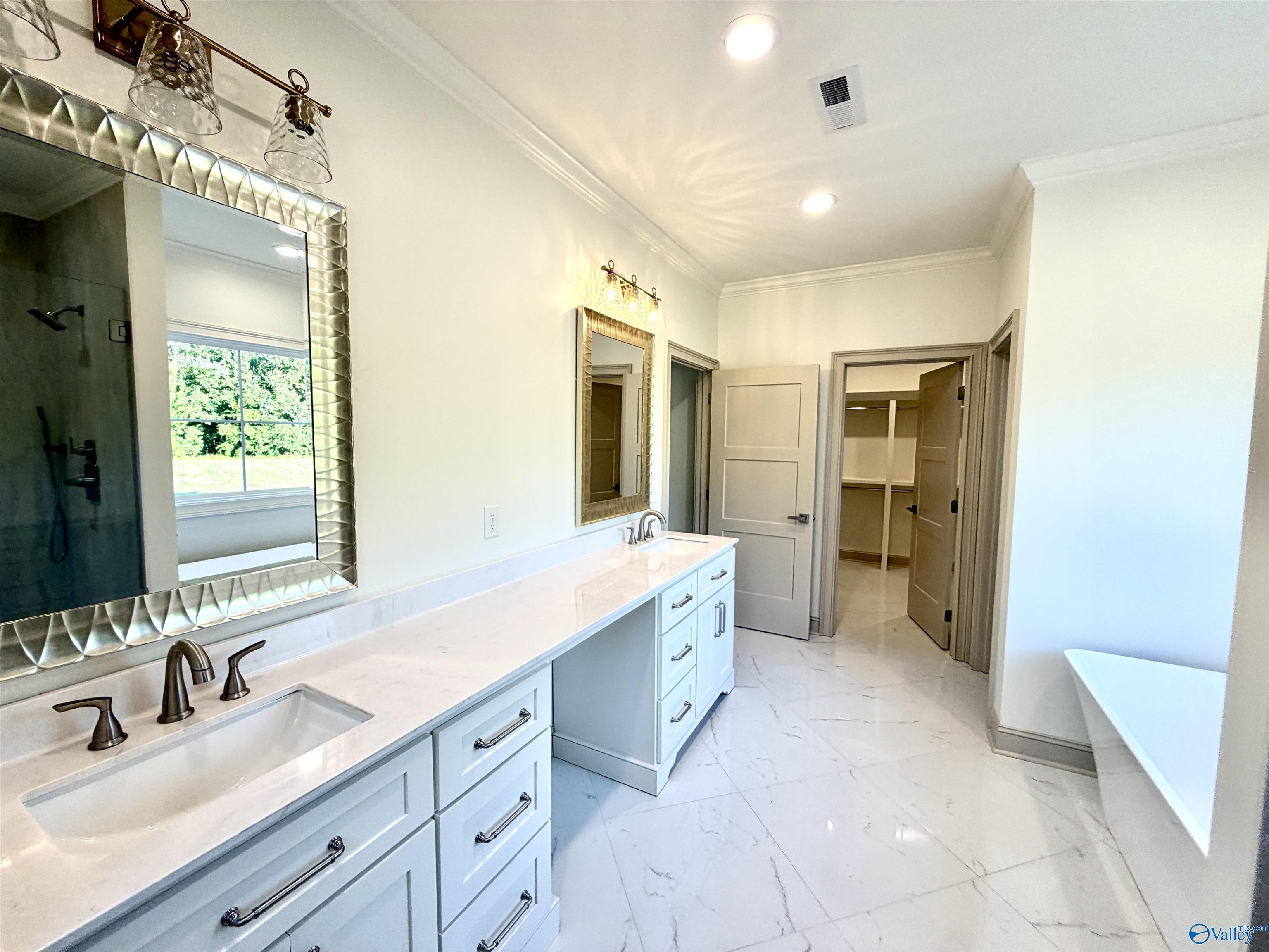 1073 Rosehaven Drive
