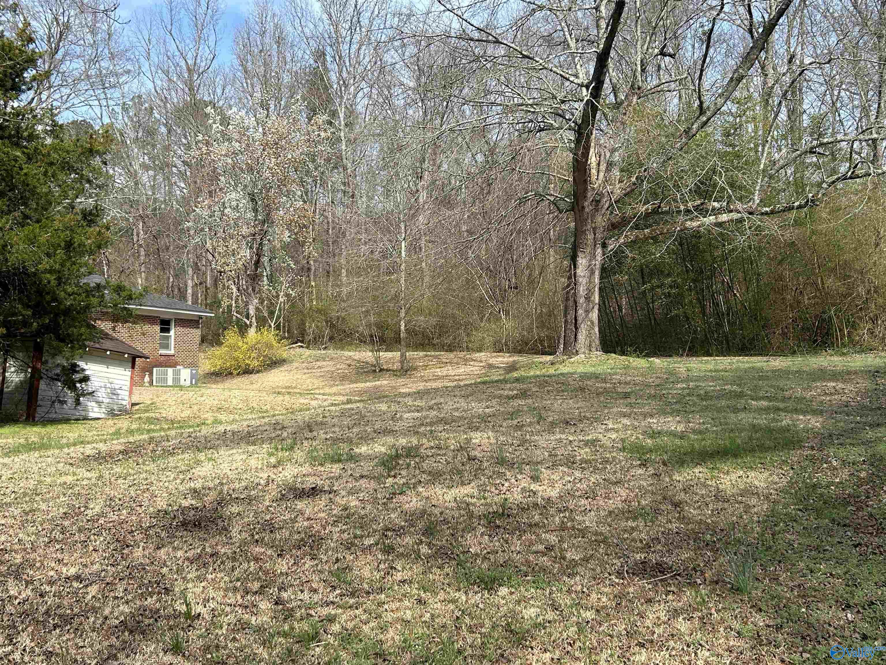 1818 Webster Road