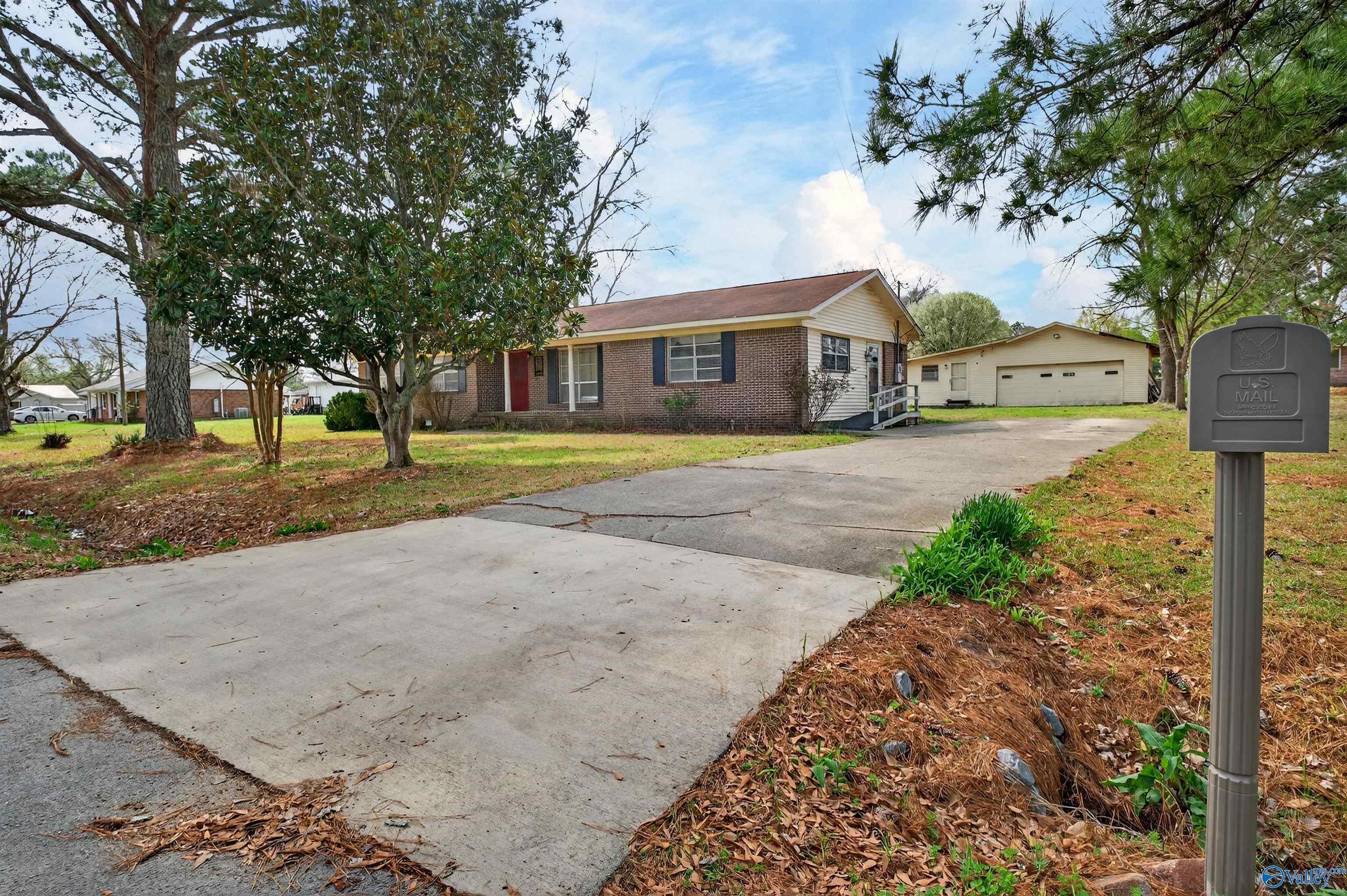 1207 Larrydale Drive