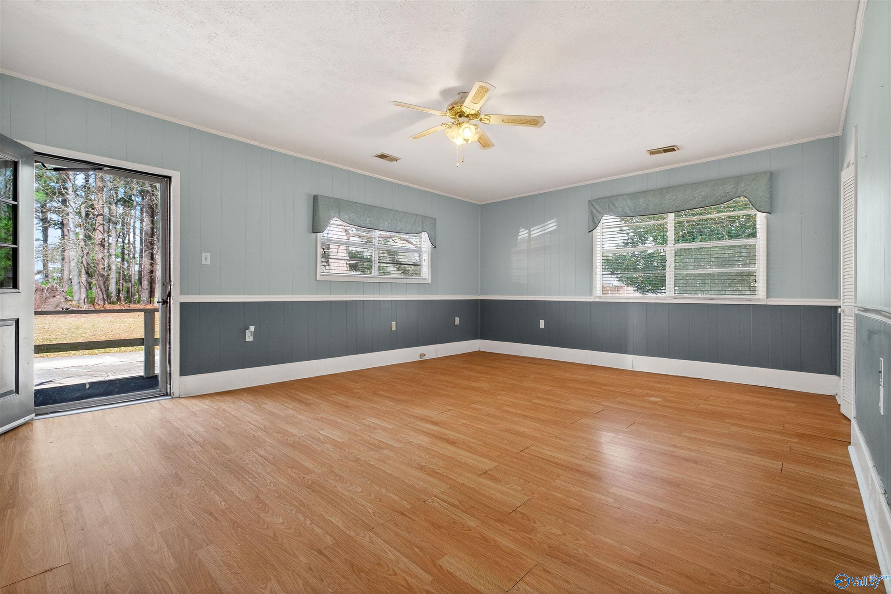 1207 Larrydale Drive