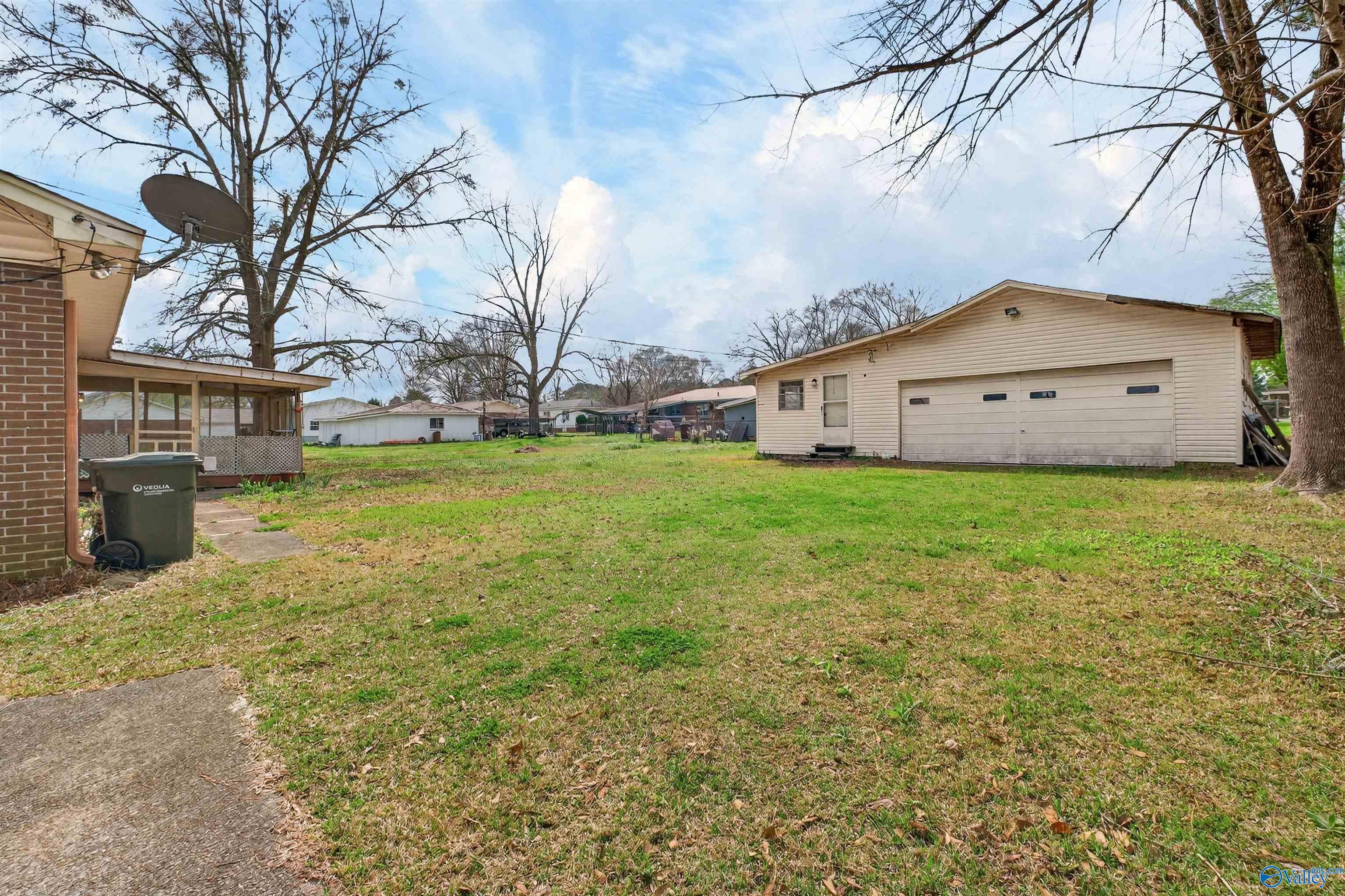 1207 Larrydale Drive