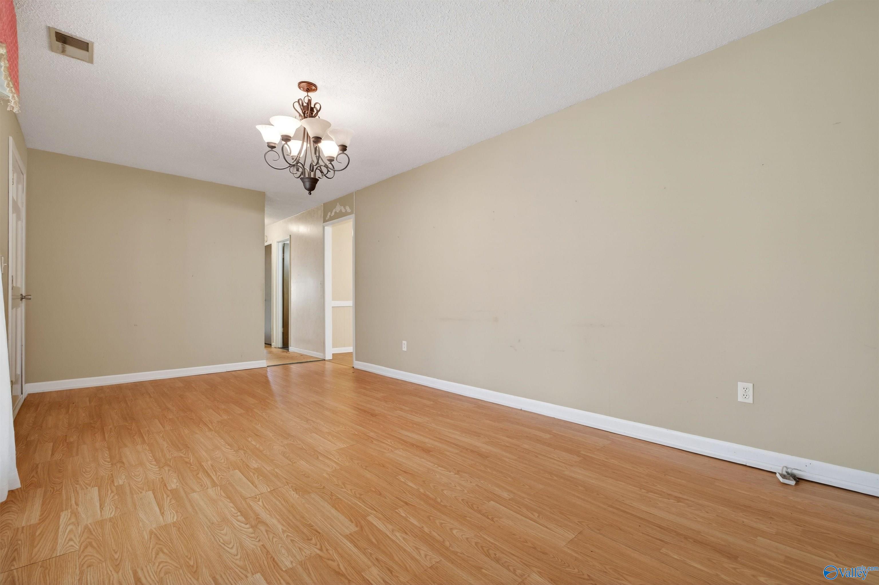 1207 Larrydale Drive