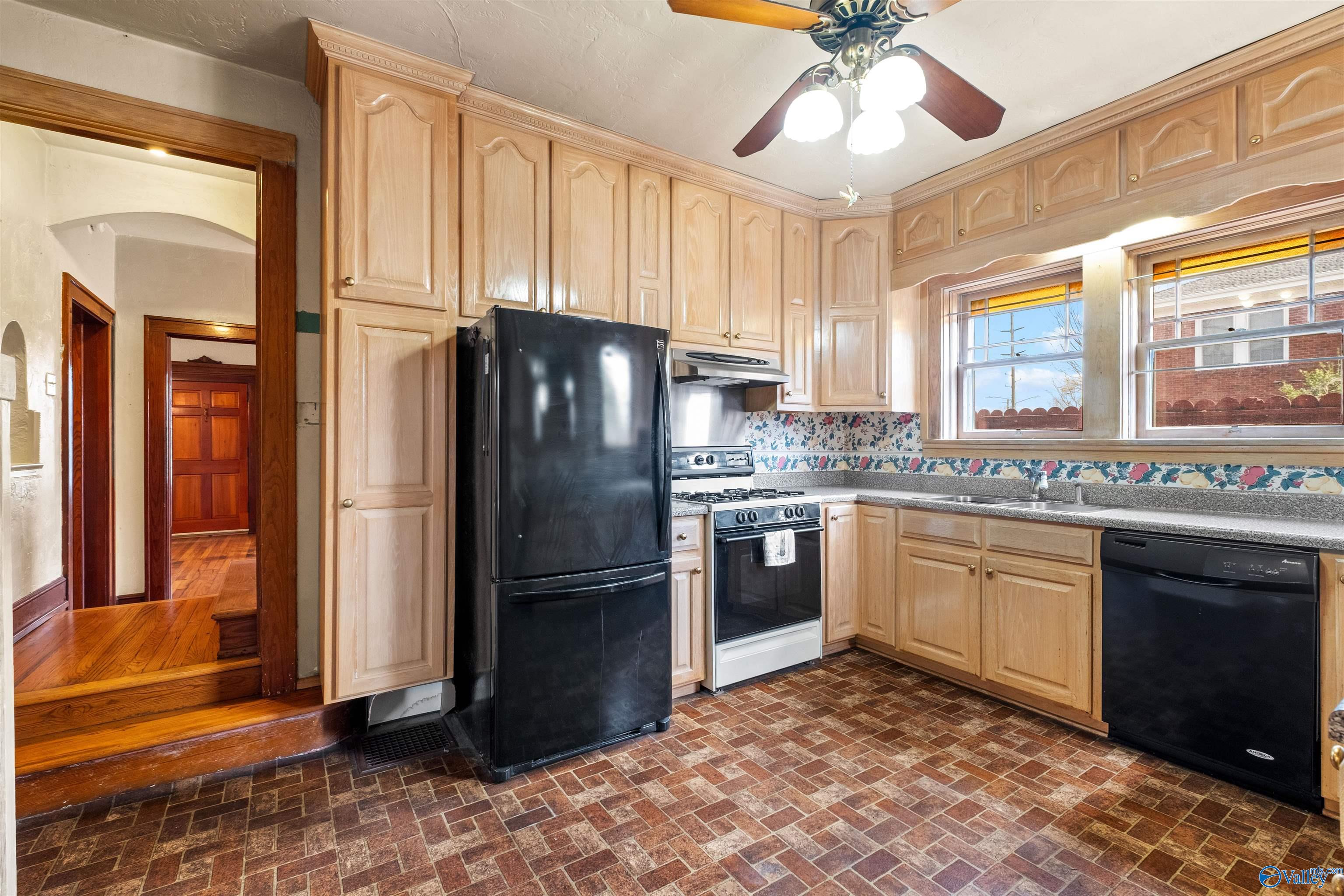 3000 W Meighan Boulevard