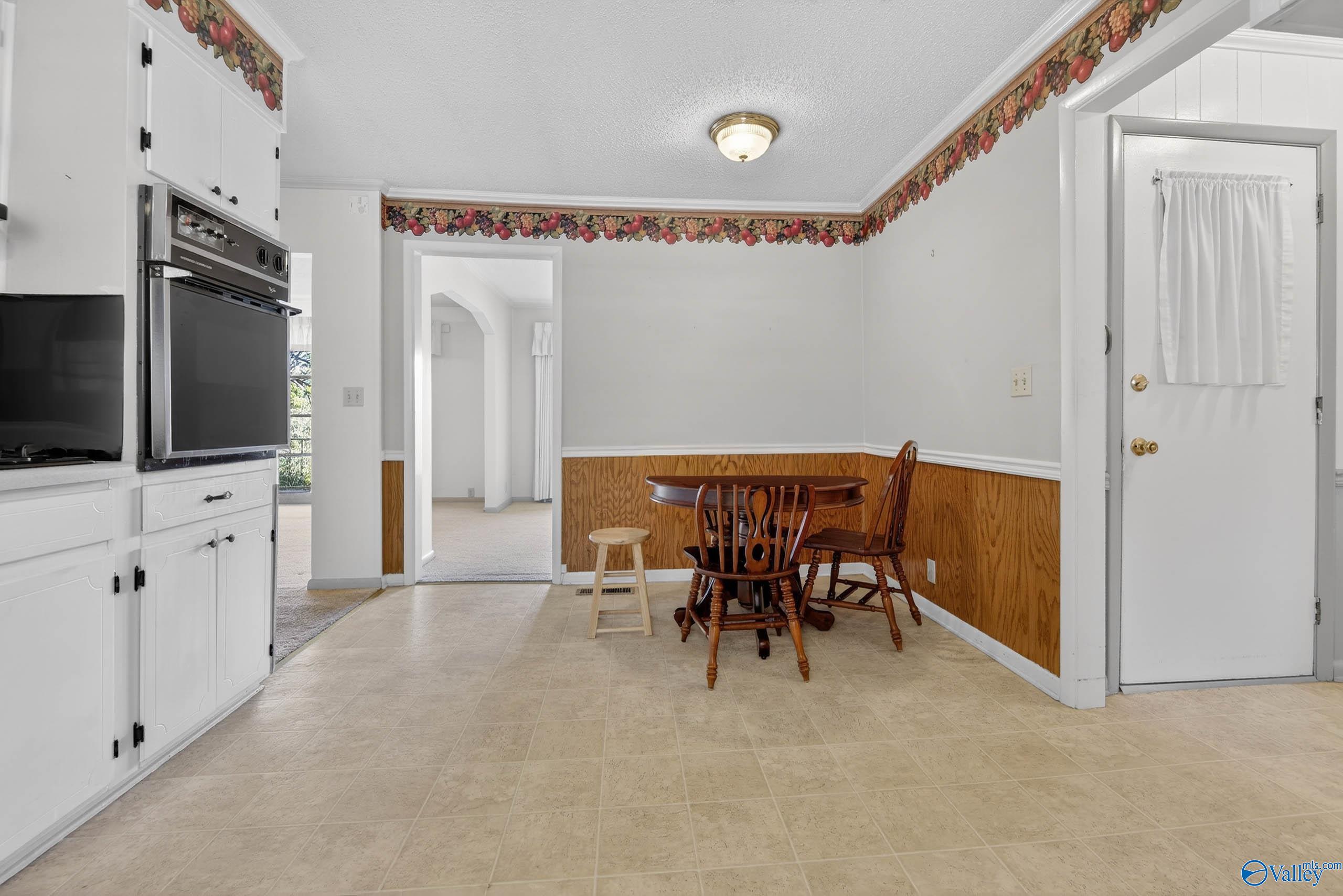 416 Lenford Avenue