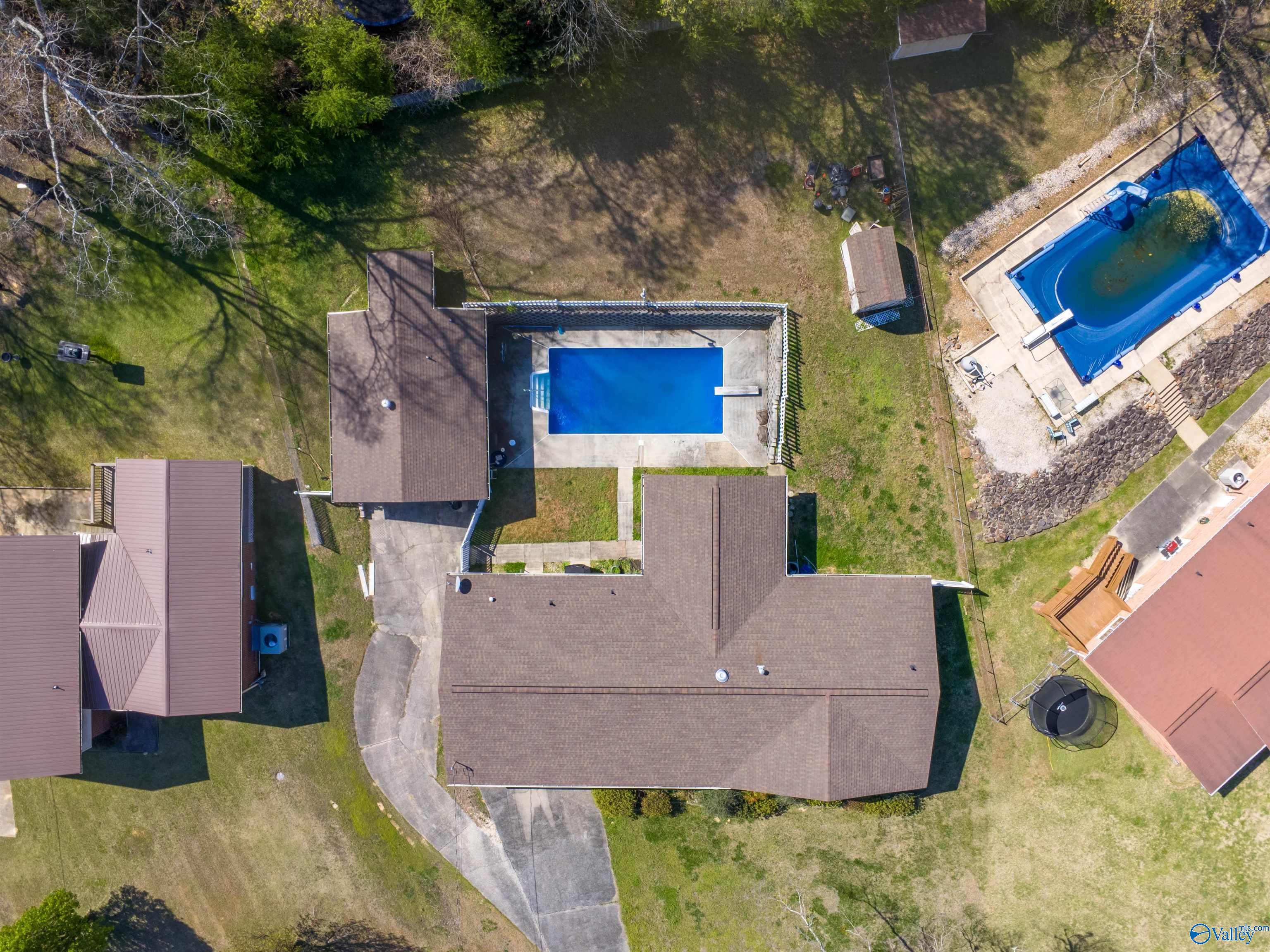 416 Lenford Avenue
