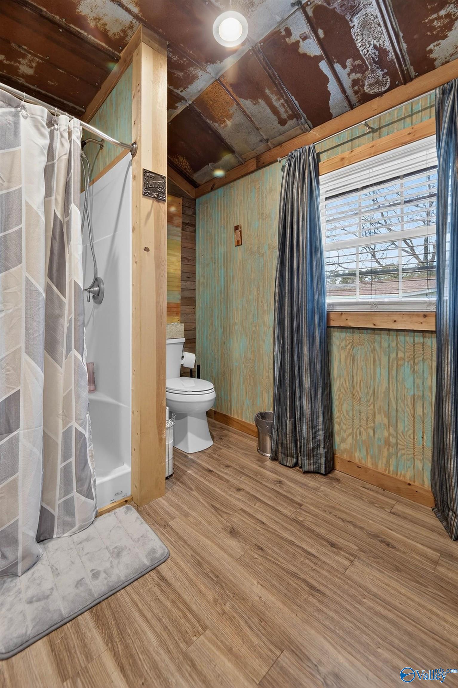 2700 Alfords Bend Road