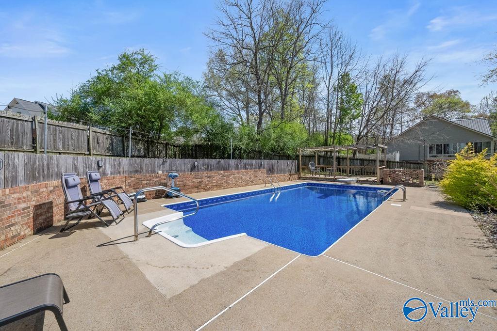 502 Lee Drive