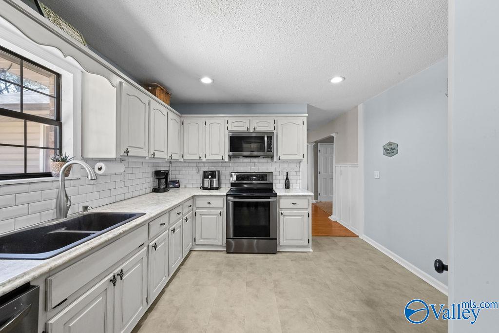 502 Lee Drive