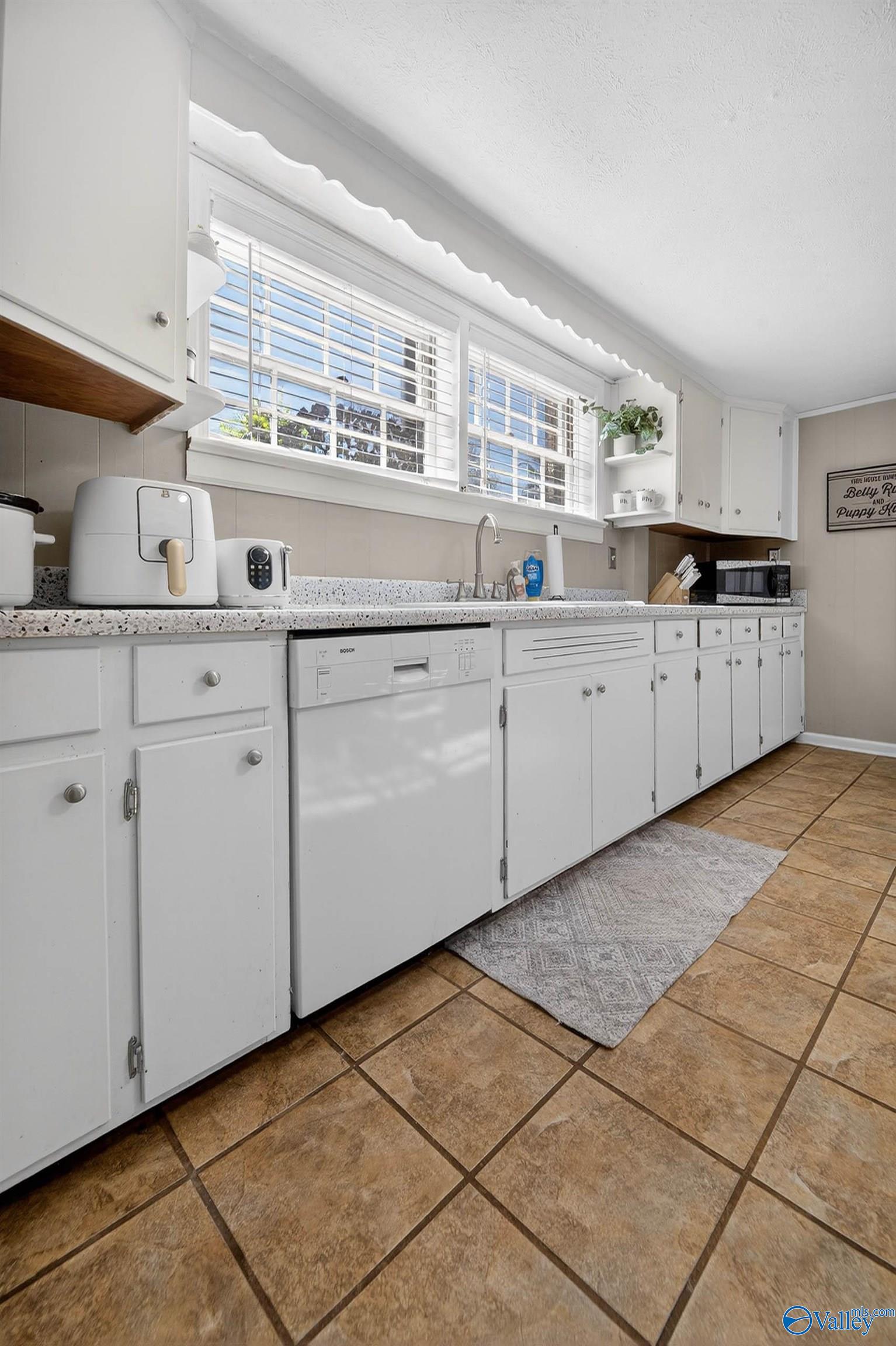 1105 5th Street SW
