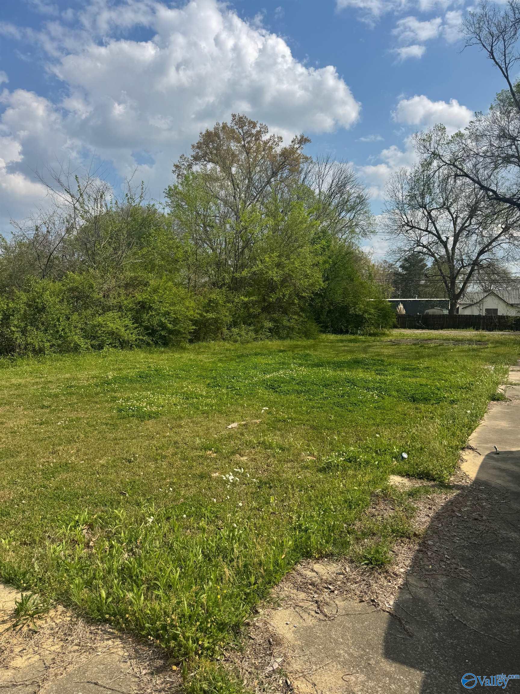 2410 W Meighan Boulevard