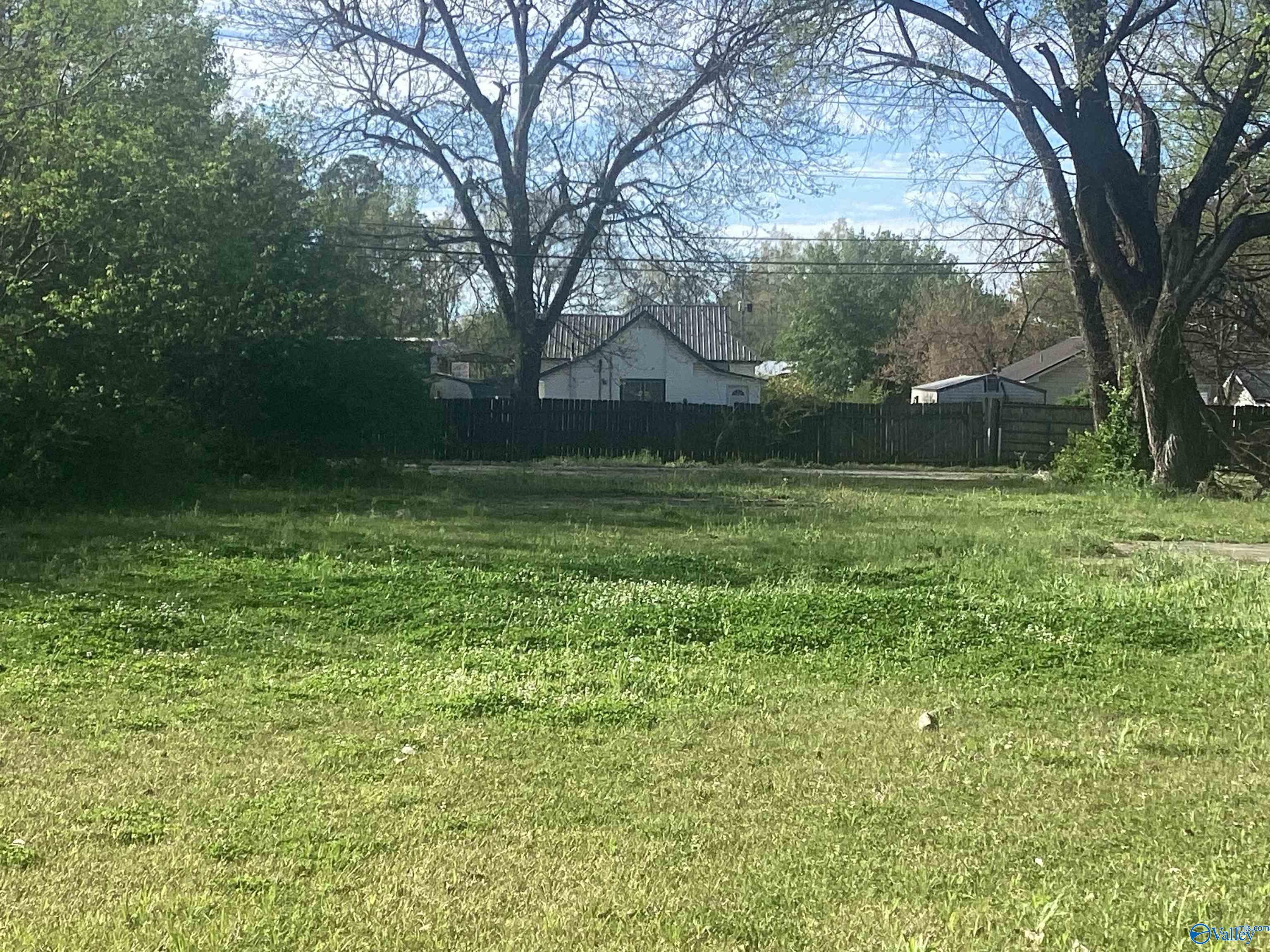 2410 W Meighan Boulevard