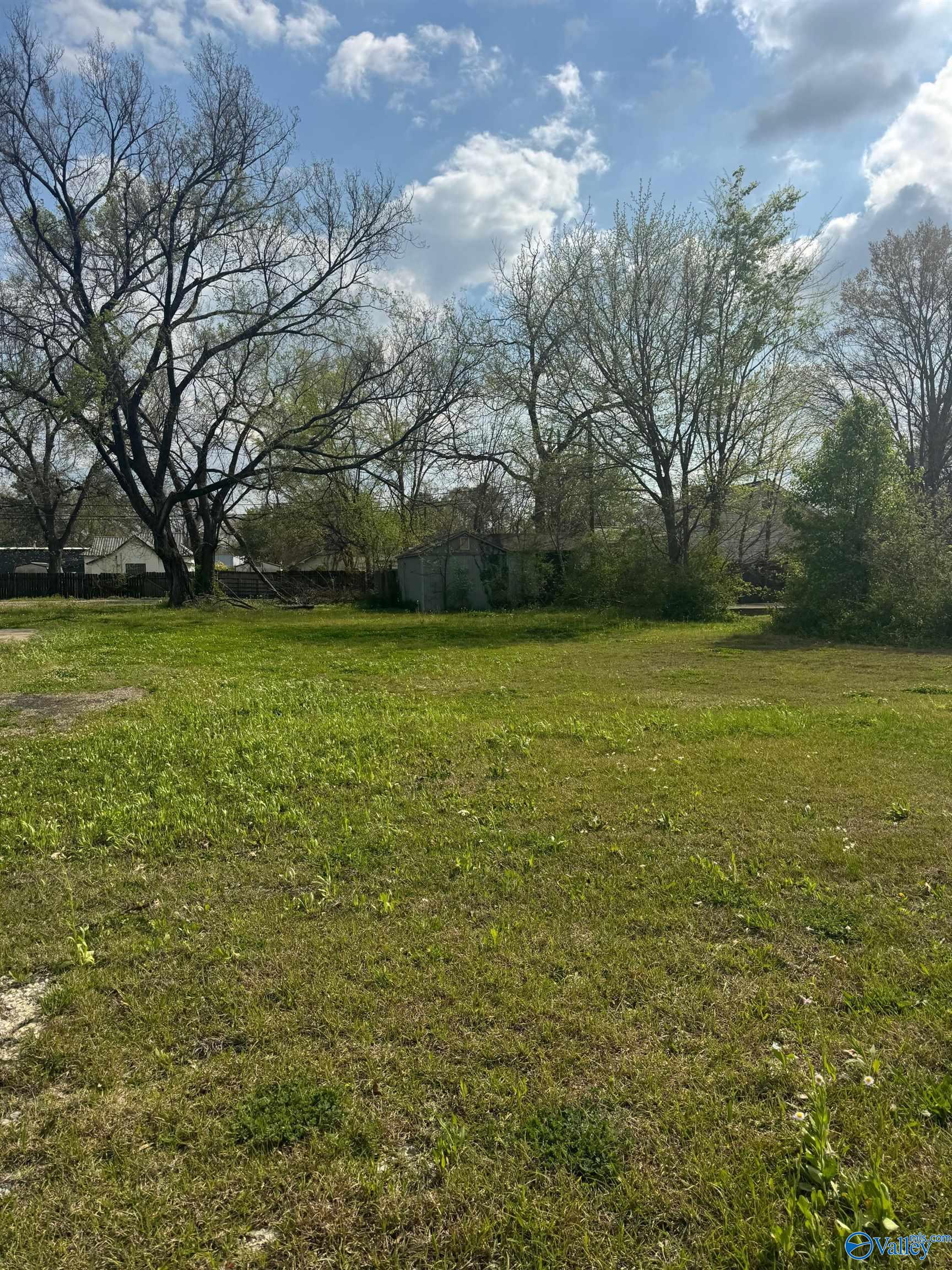 2410 W Meighan Boulevard