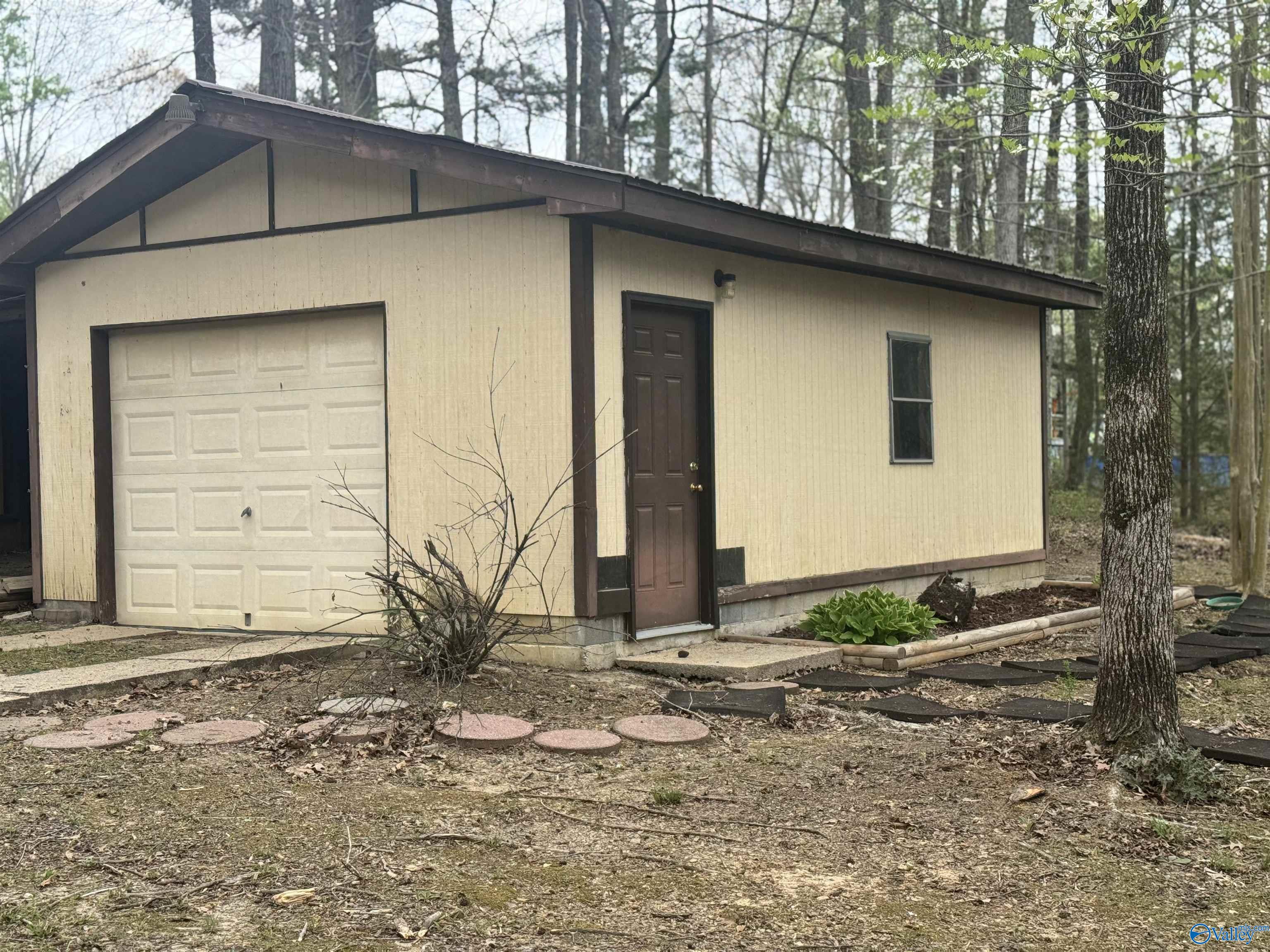 40 County Road 311