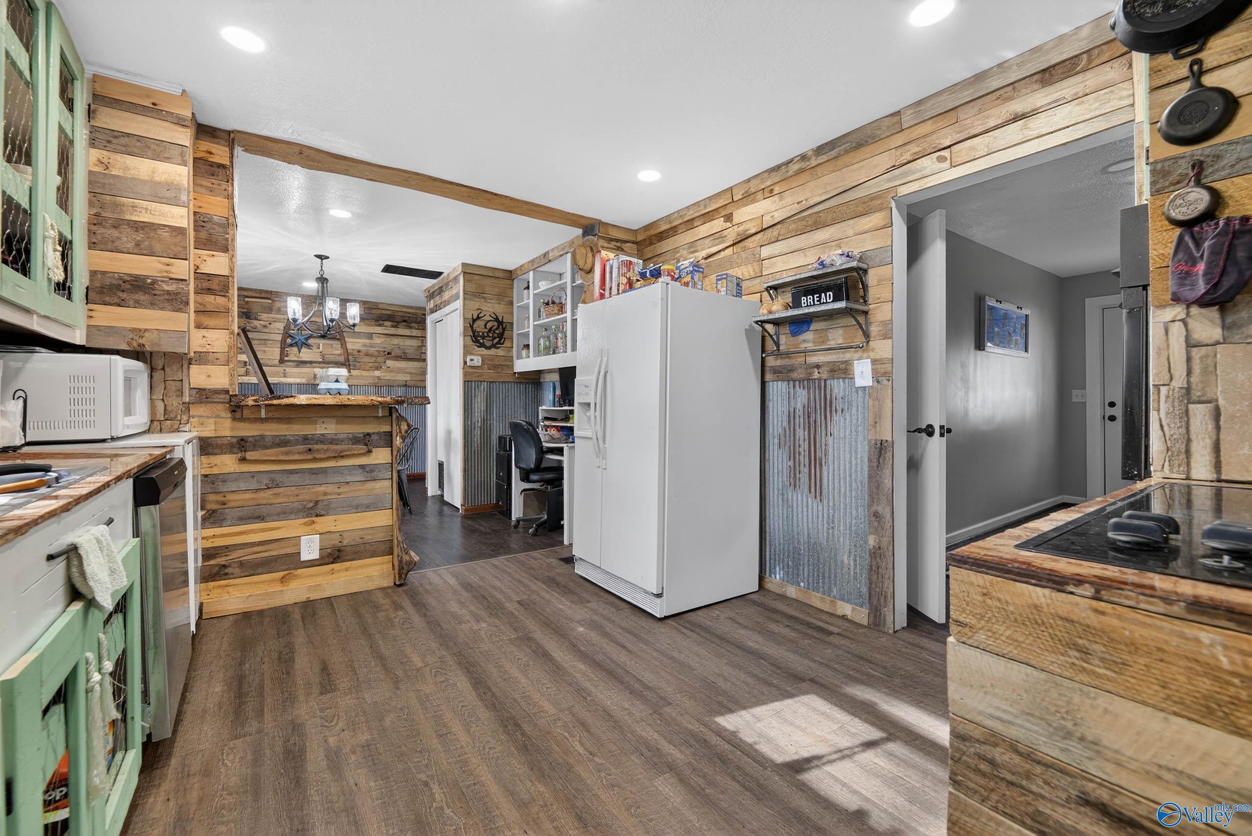 4194 Croft Ferry Road E