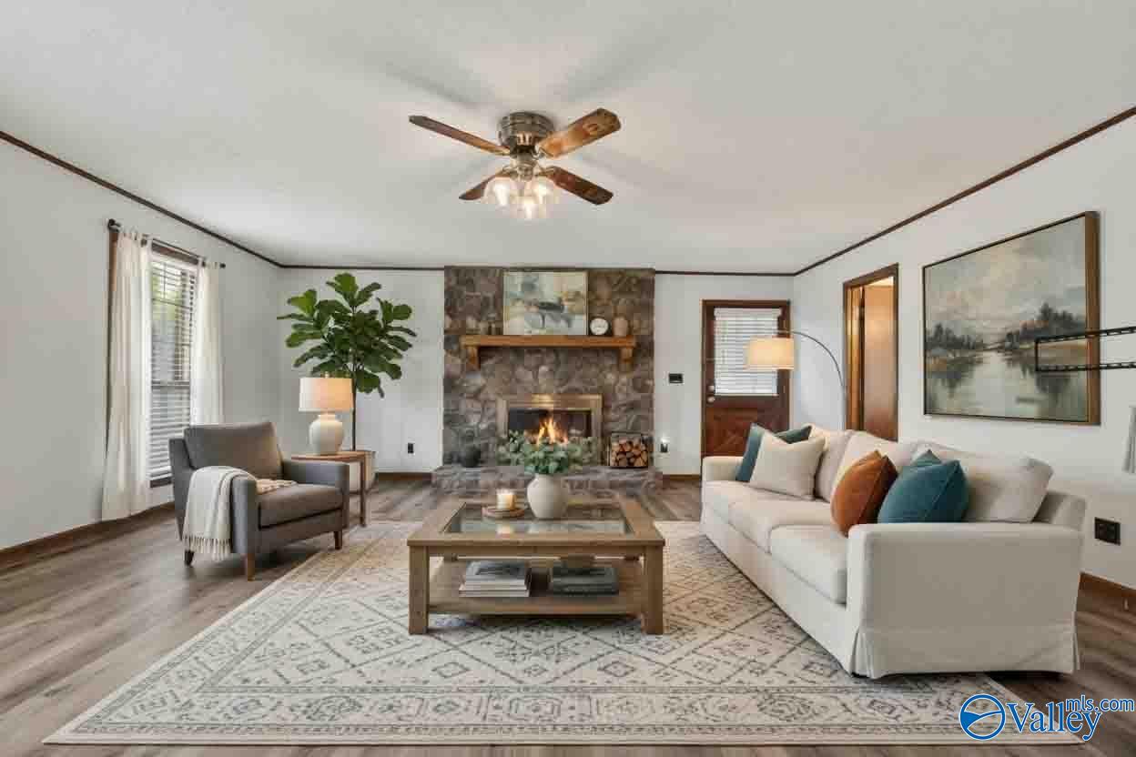925 Valley Drive