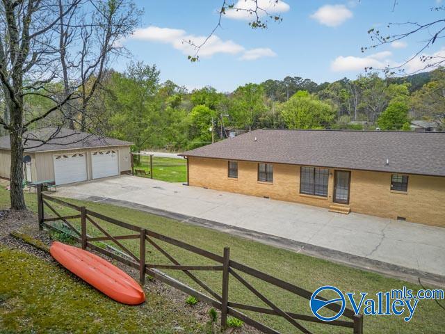 925 Valley Drive