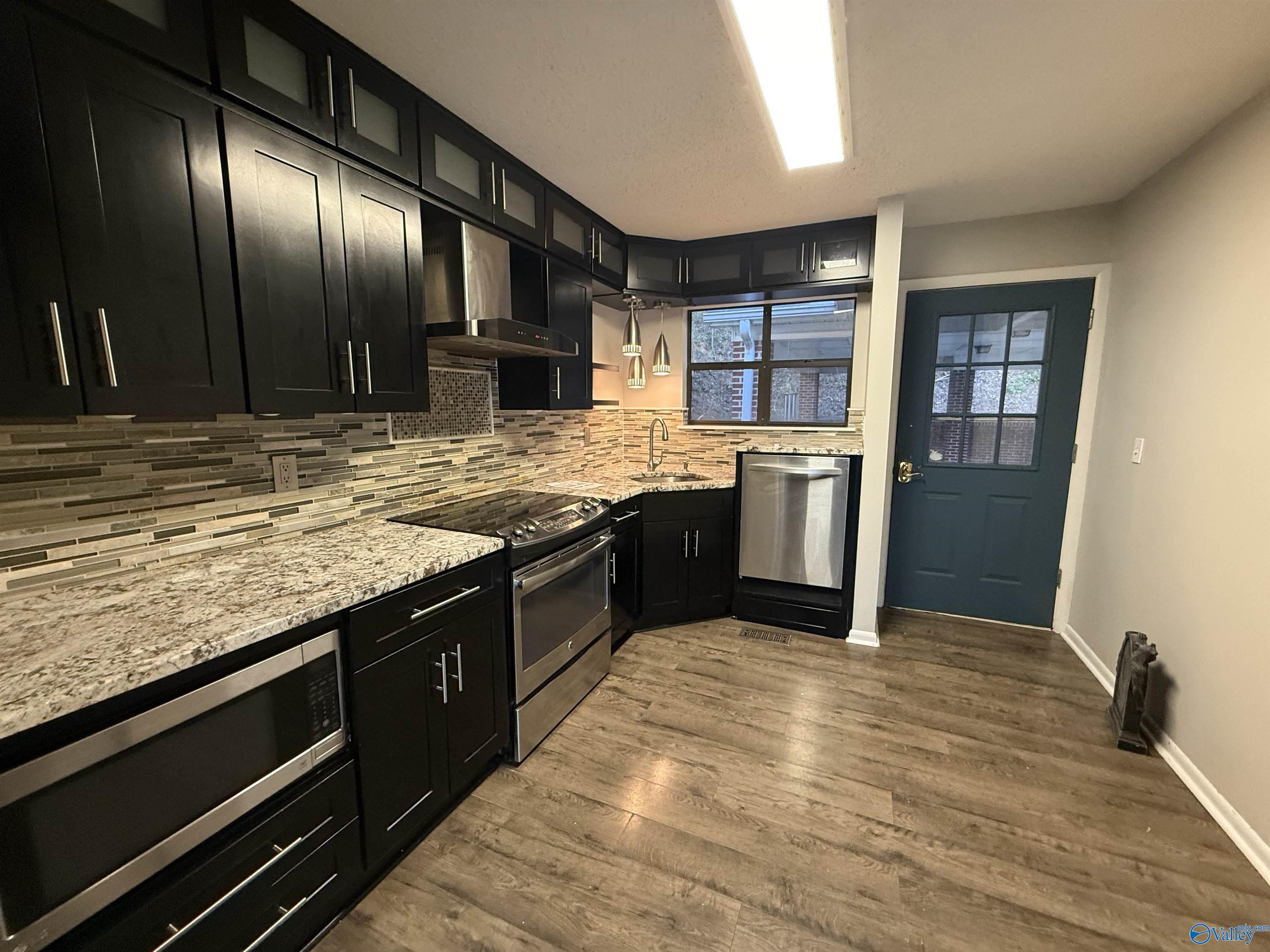 6008 Lister Ferry Road