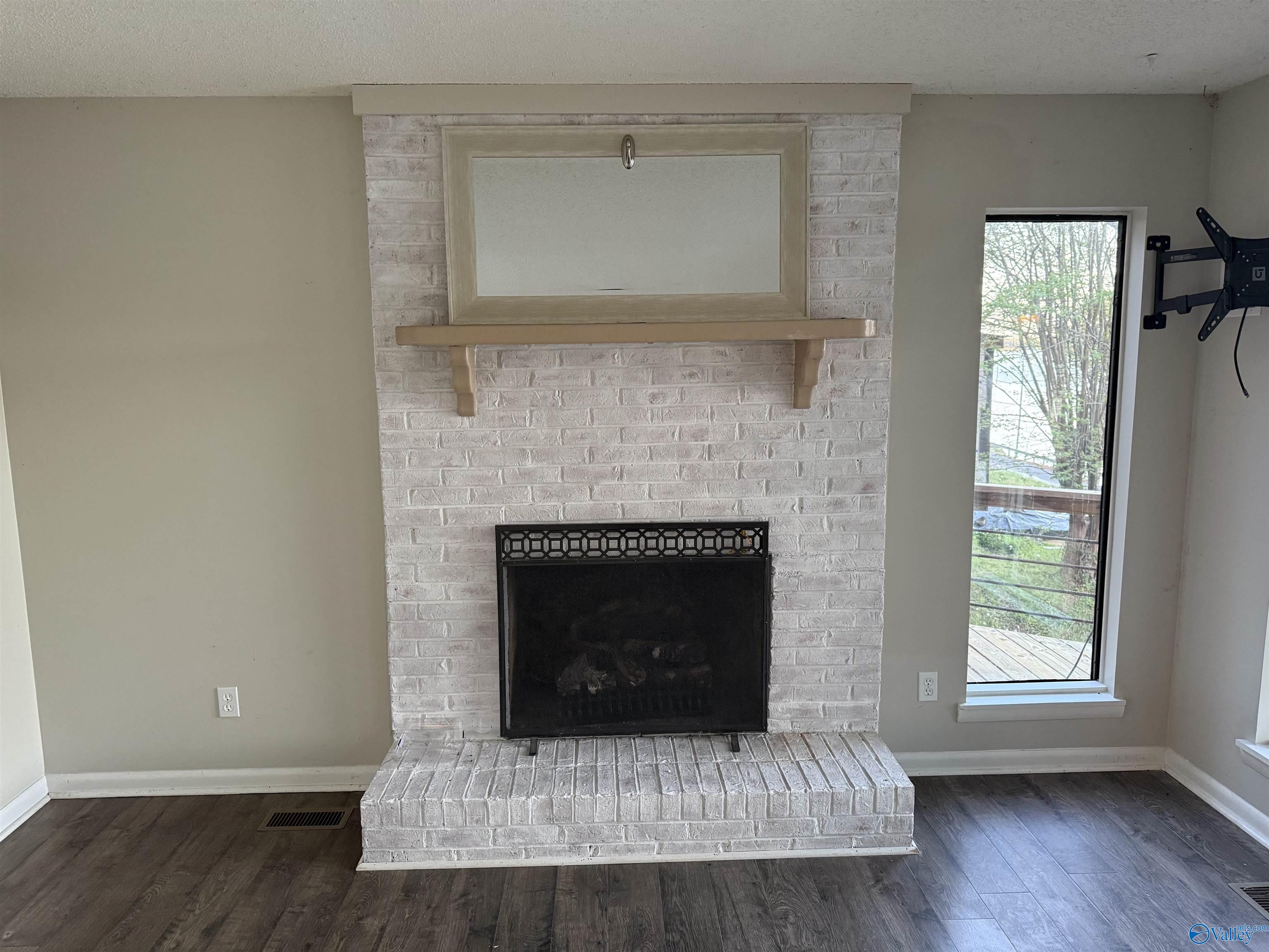 6008 Lister Ferry Road