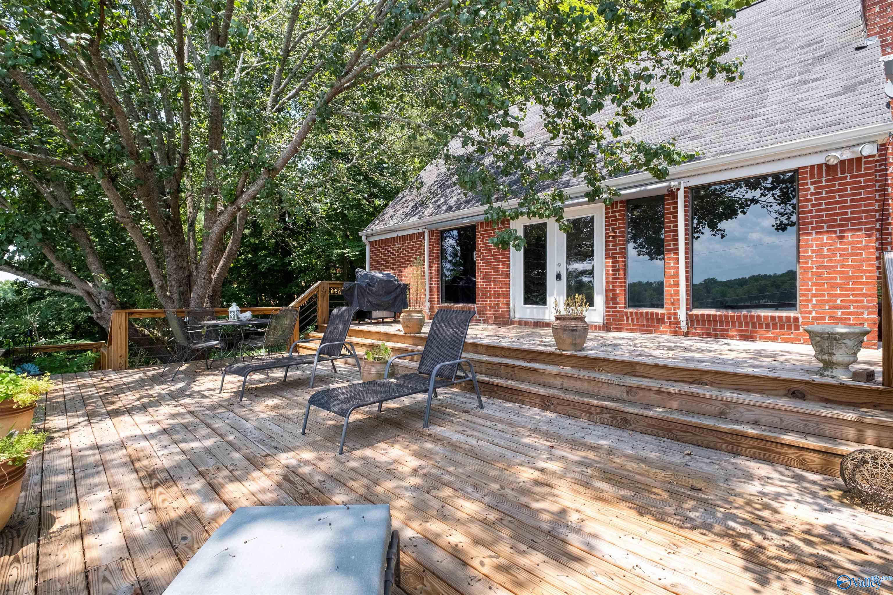 6008 Lister Ferry Road