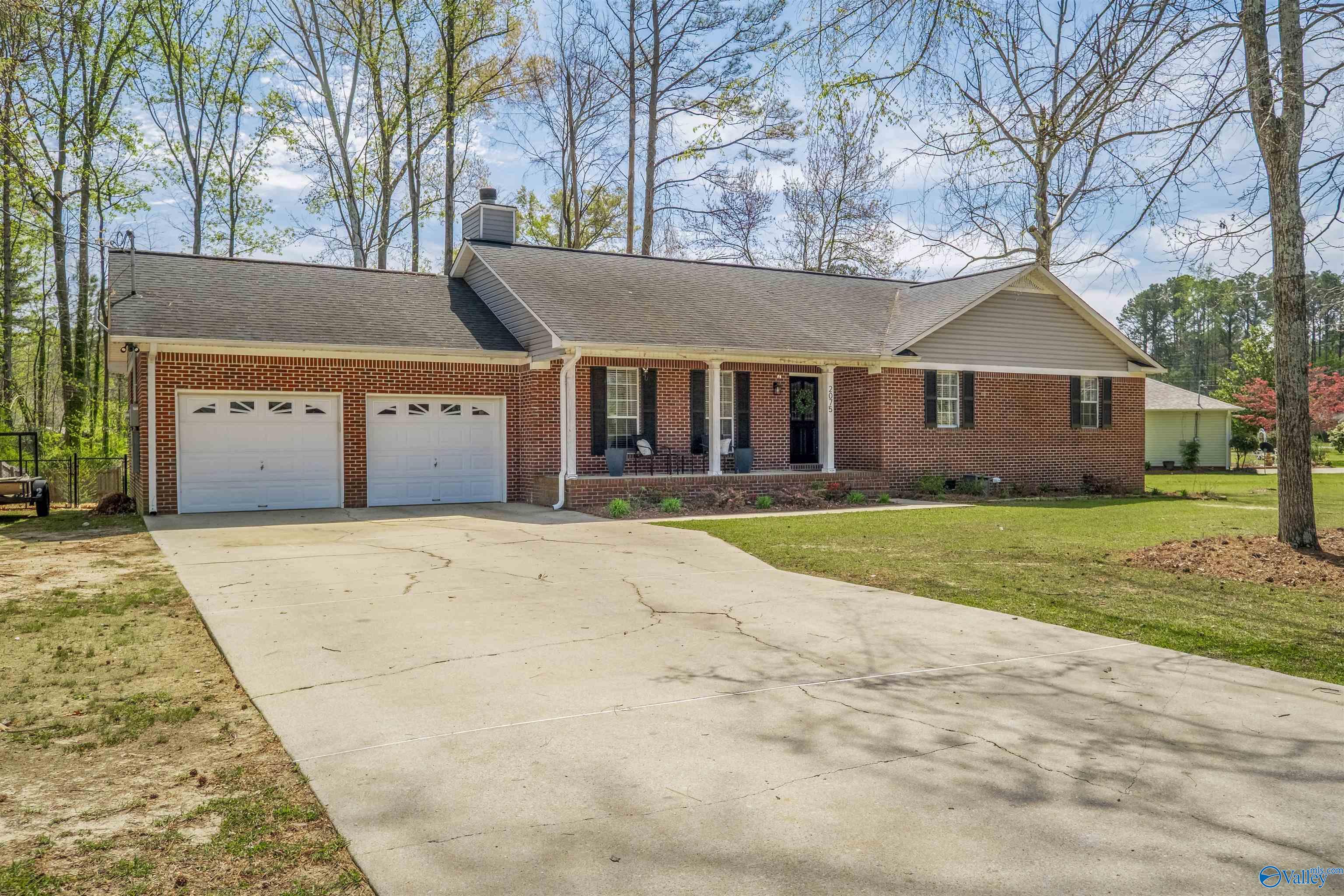 2075 Jane Lane