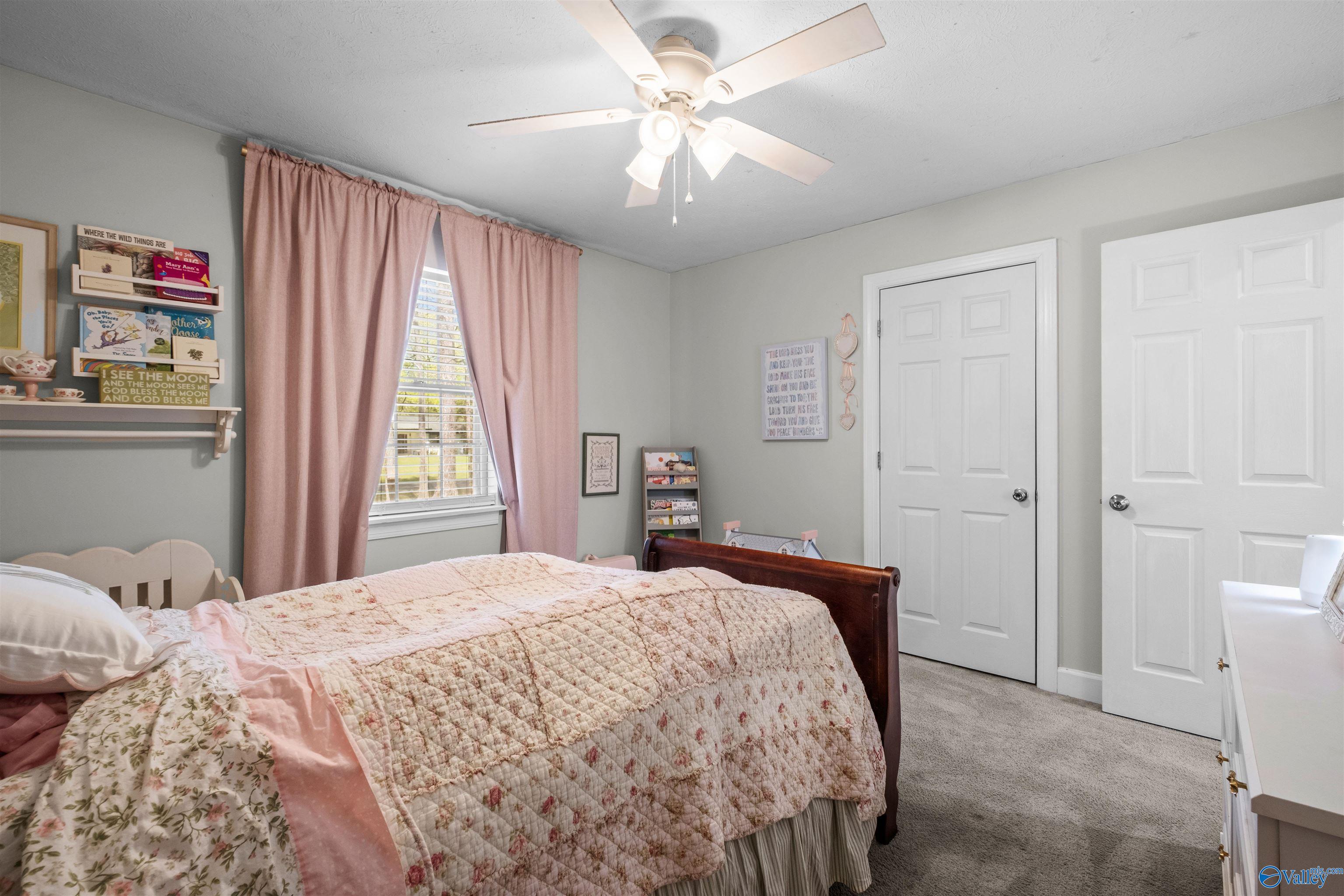 2075 Jane Lane