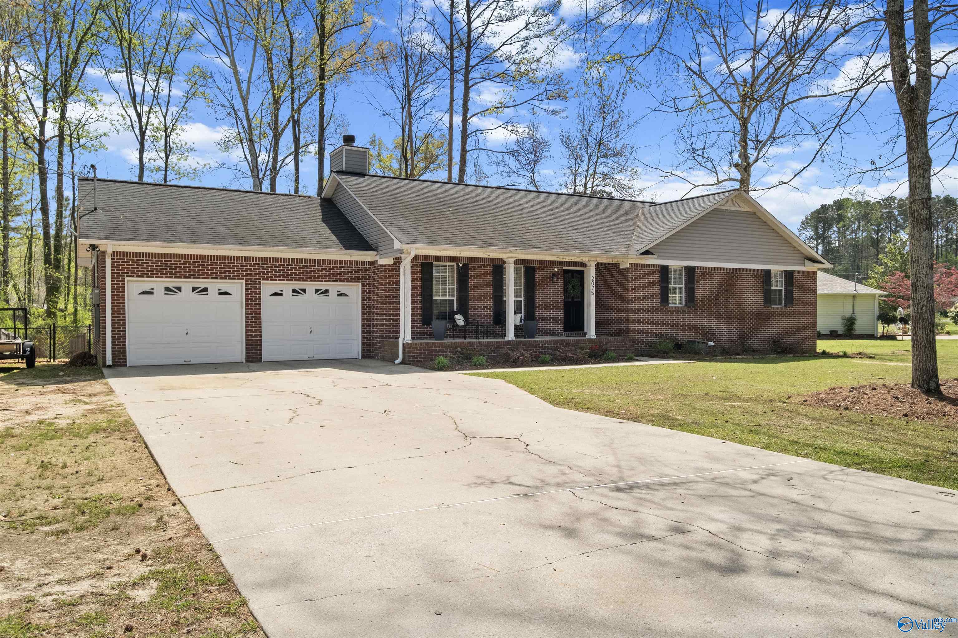 2075 Jane Lane