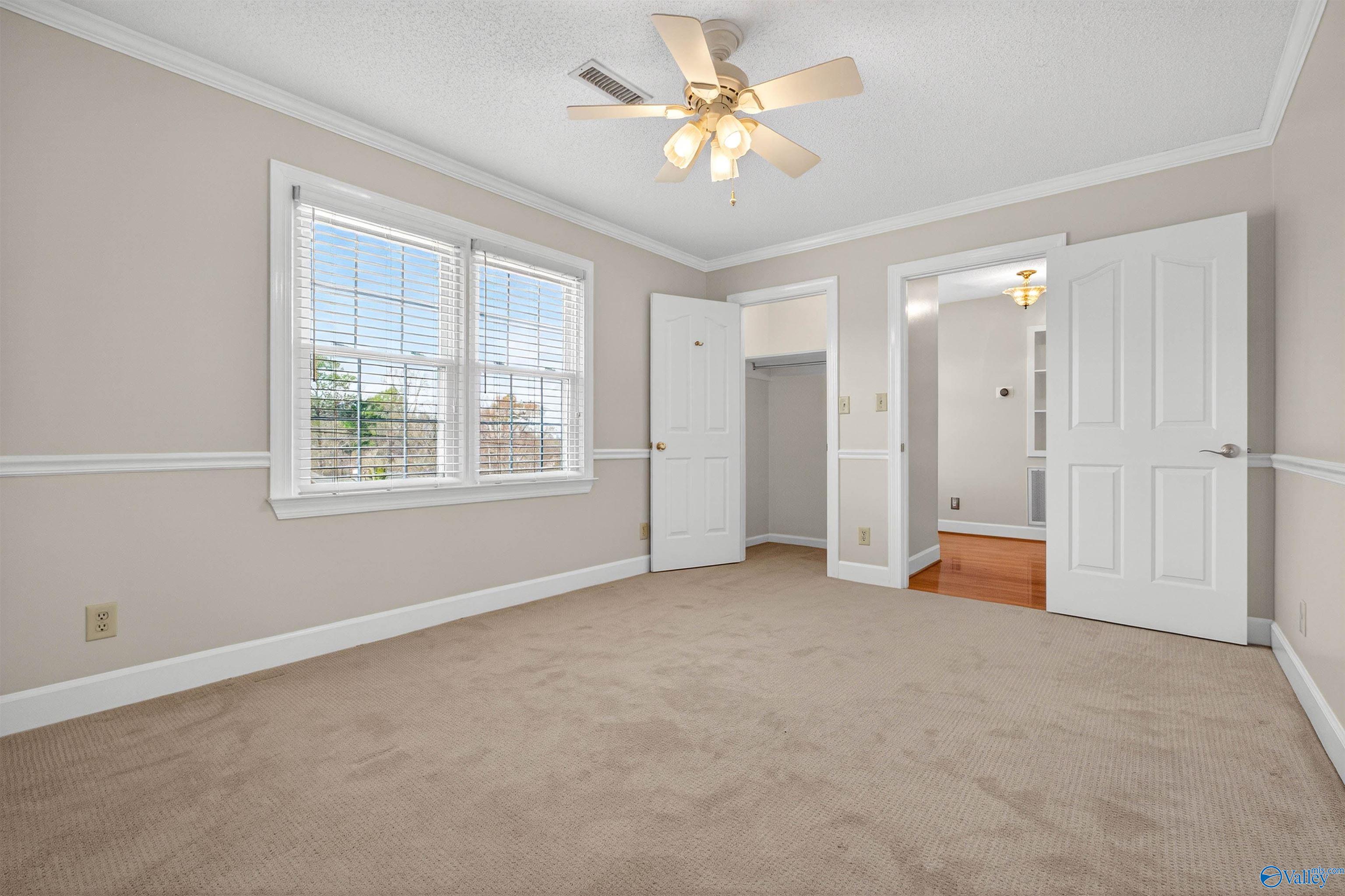 308 Mayfield Lane NE