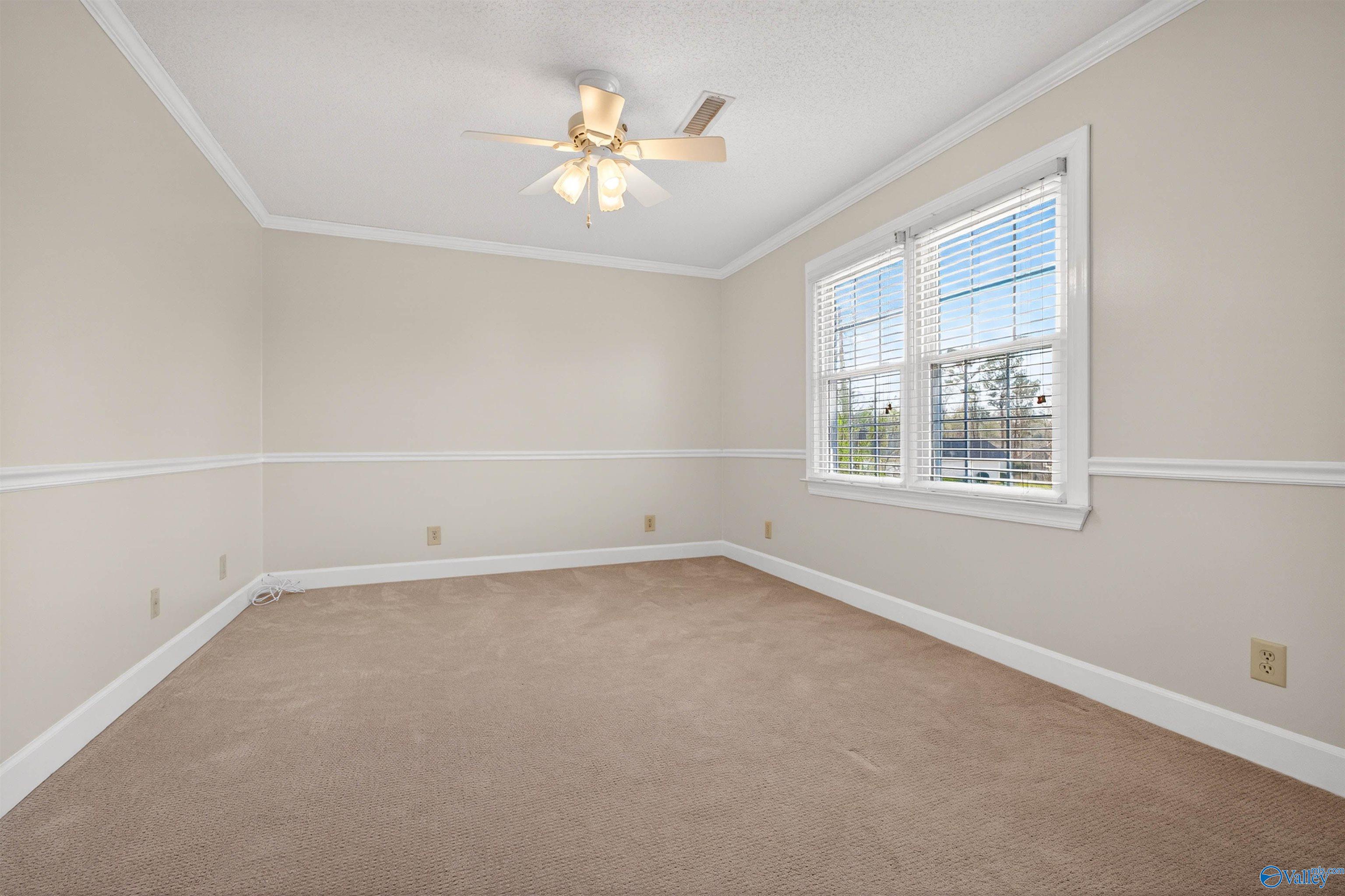 308 Mayfield Lane NE