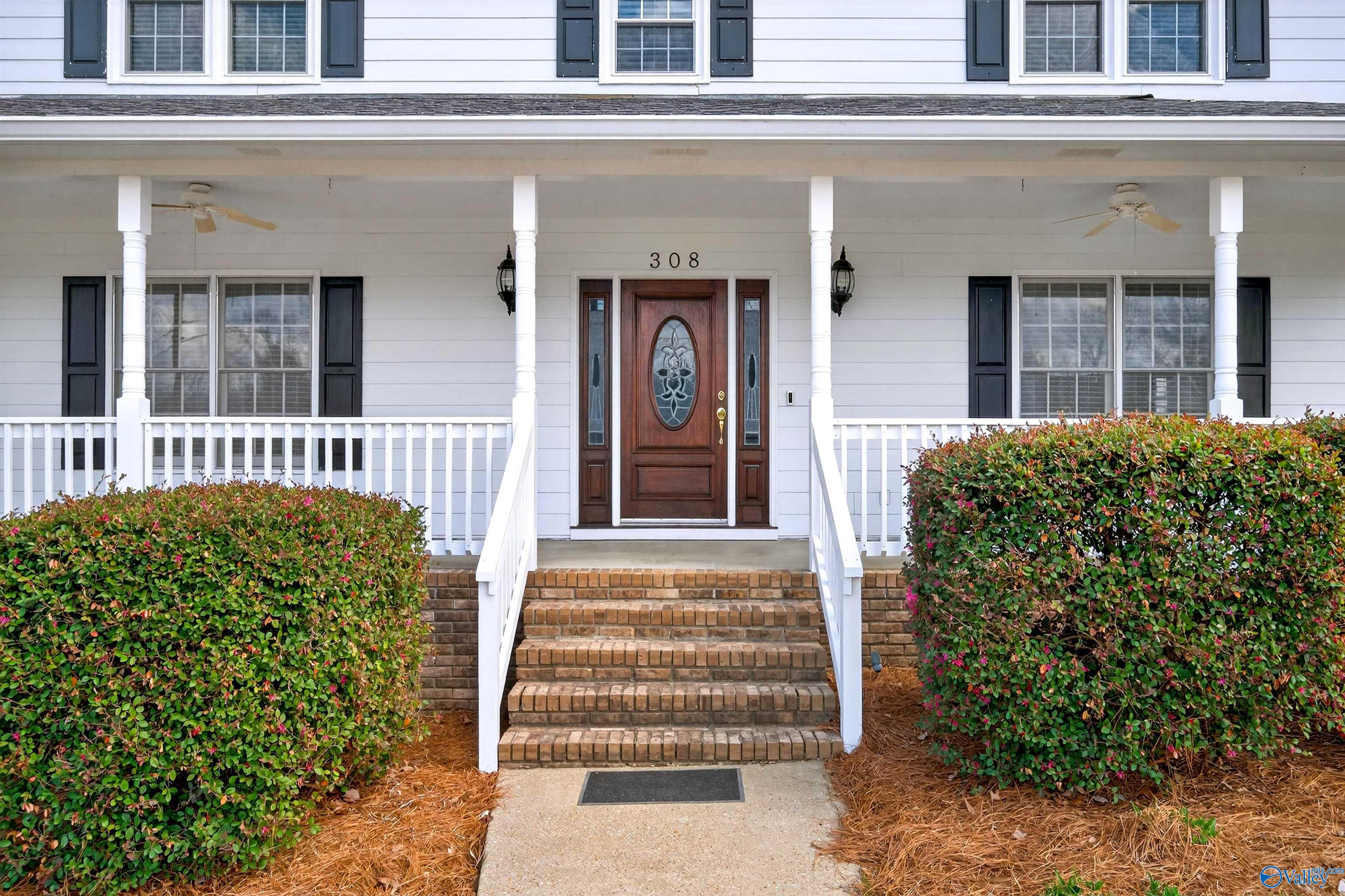 308 Mayfield Lane NE