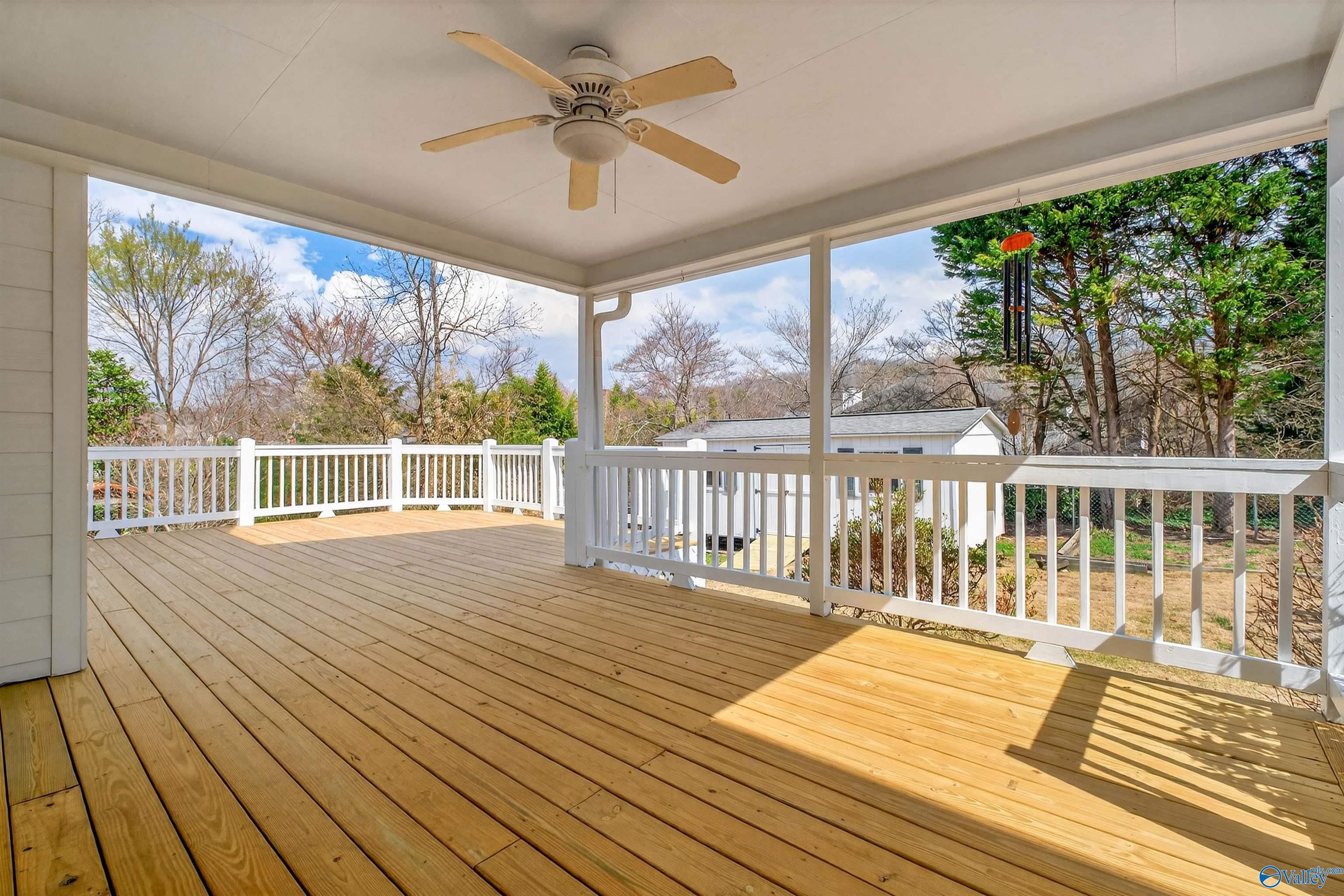 308 Mayfield Lane NE