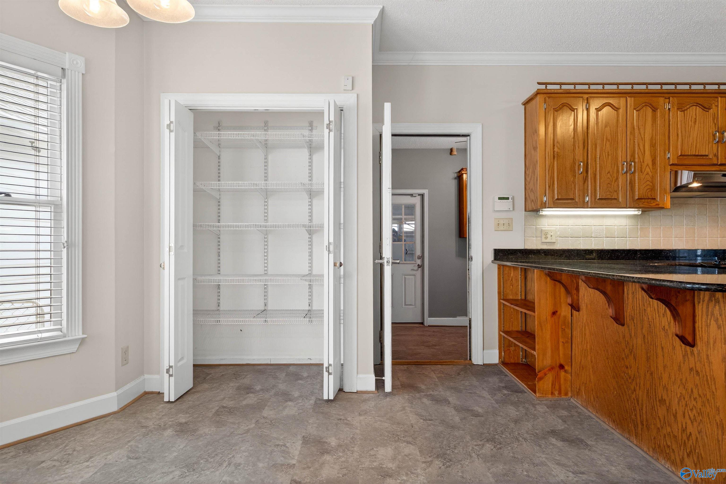 308 Mayfield Lane NE