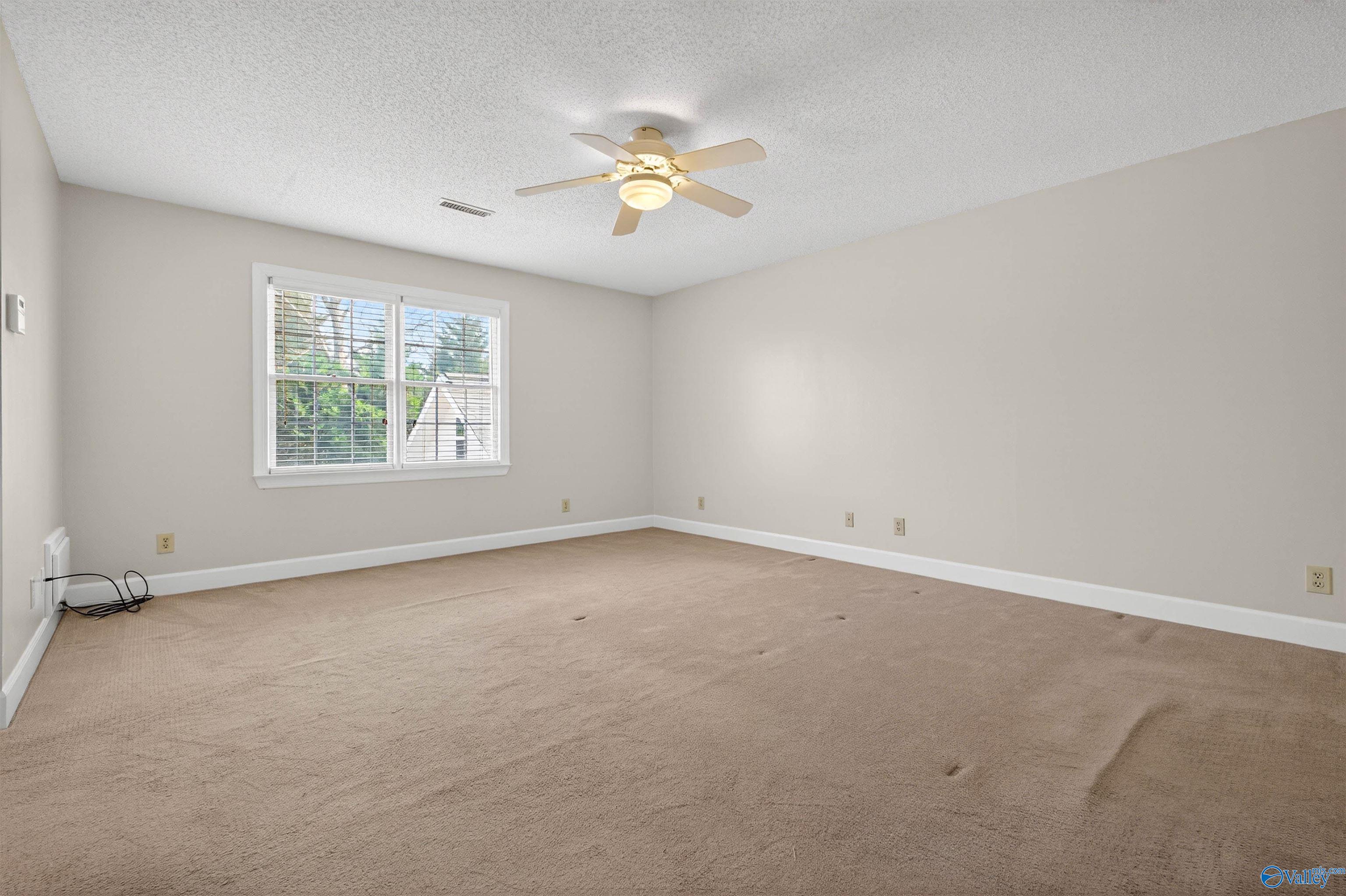 308 Mayfield Lane NE