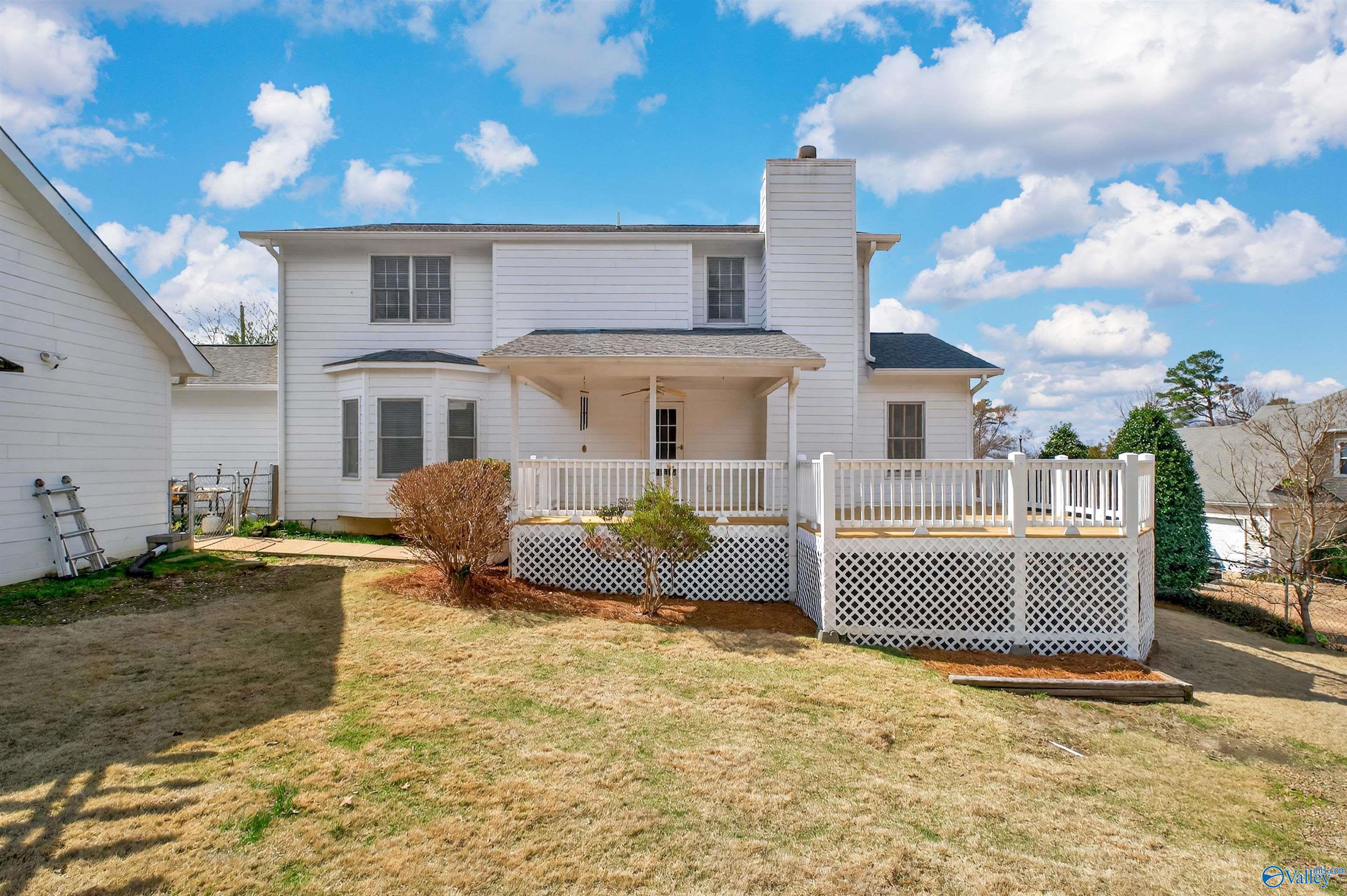 308 Mayfield Lane NE